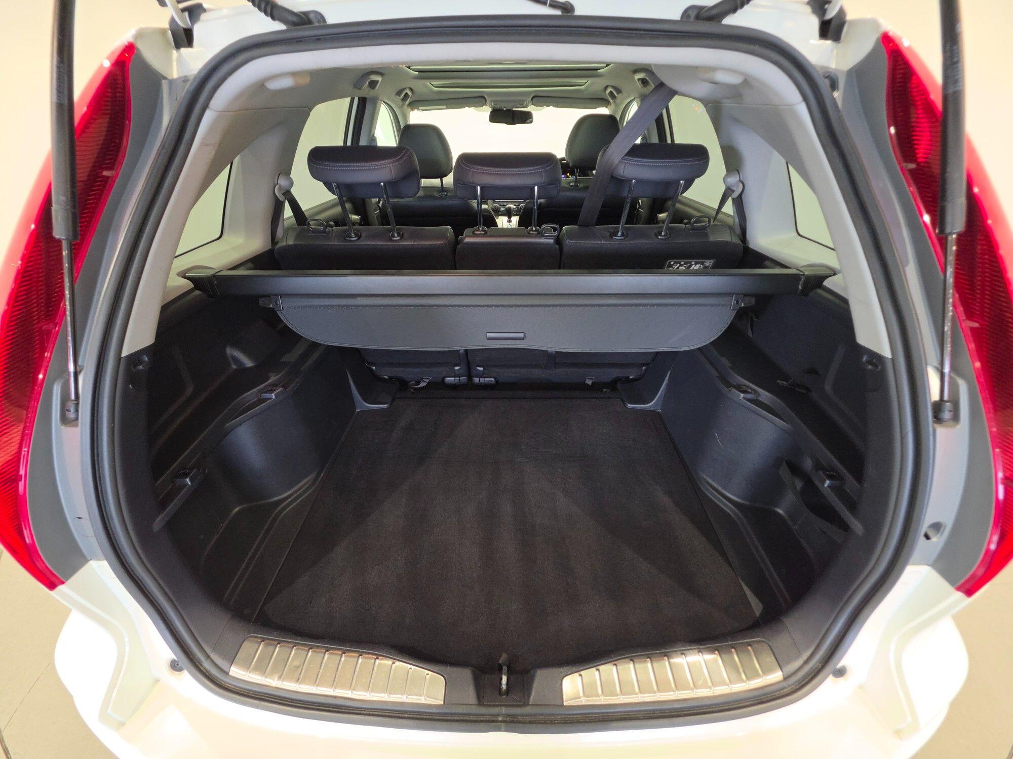 Honda CR-V view 45