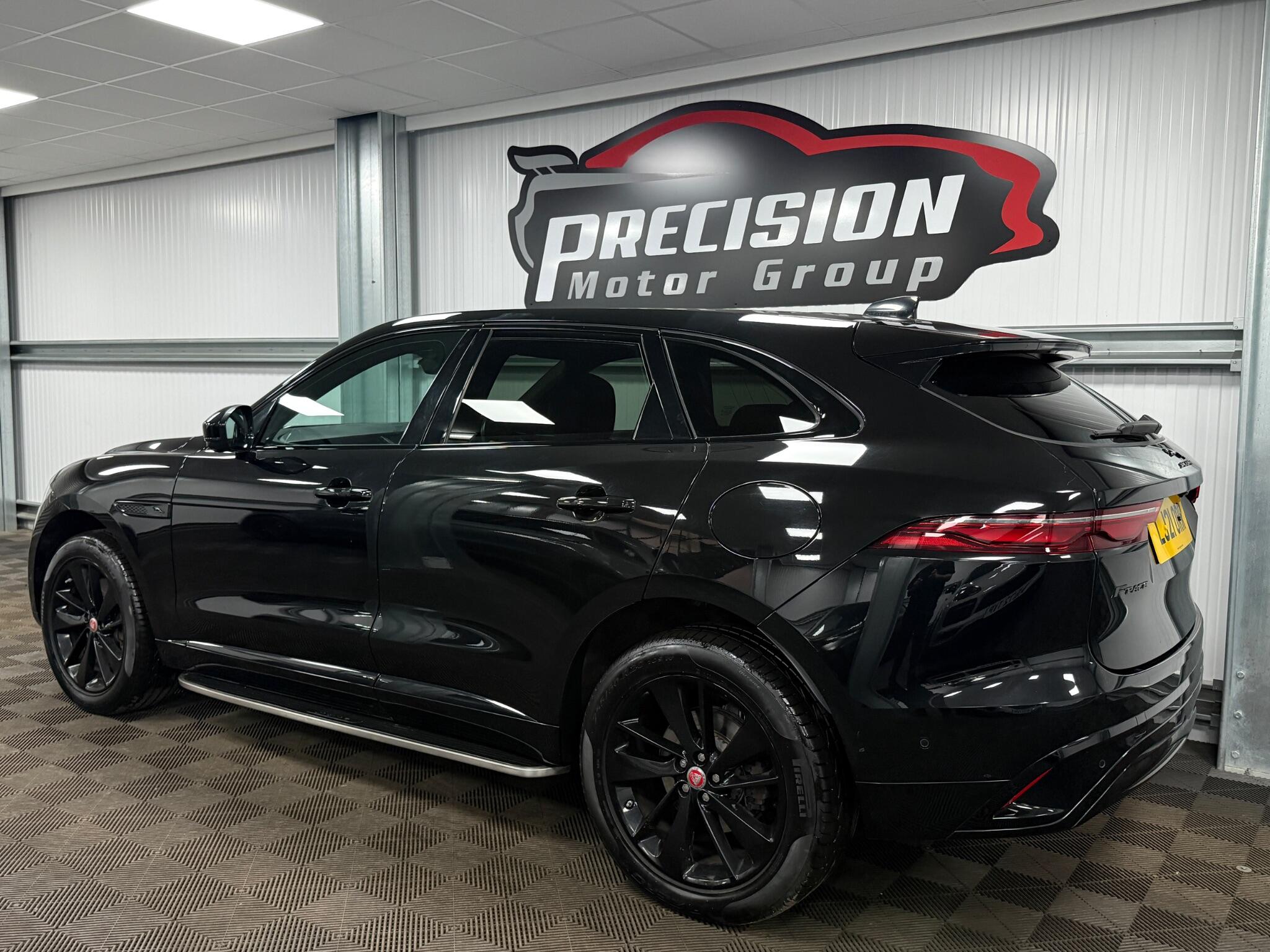 Jaguar F-Pace view 10