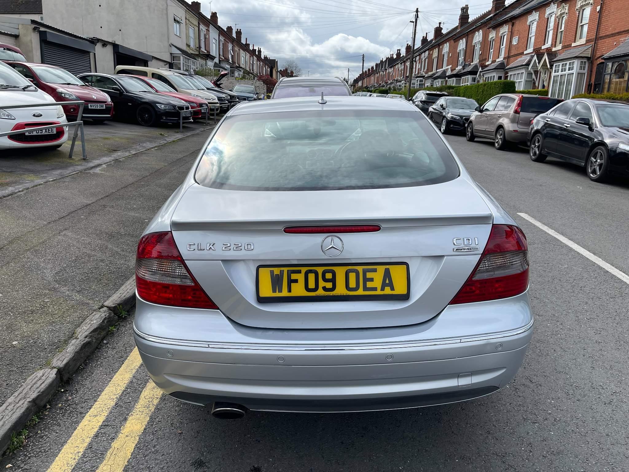 Mercedes-Benz CLK view 18