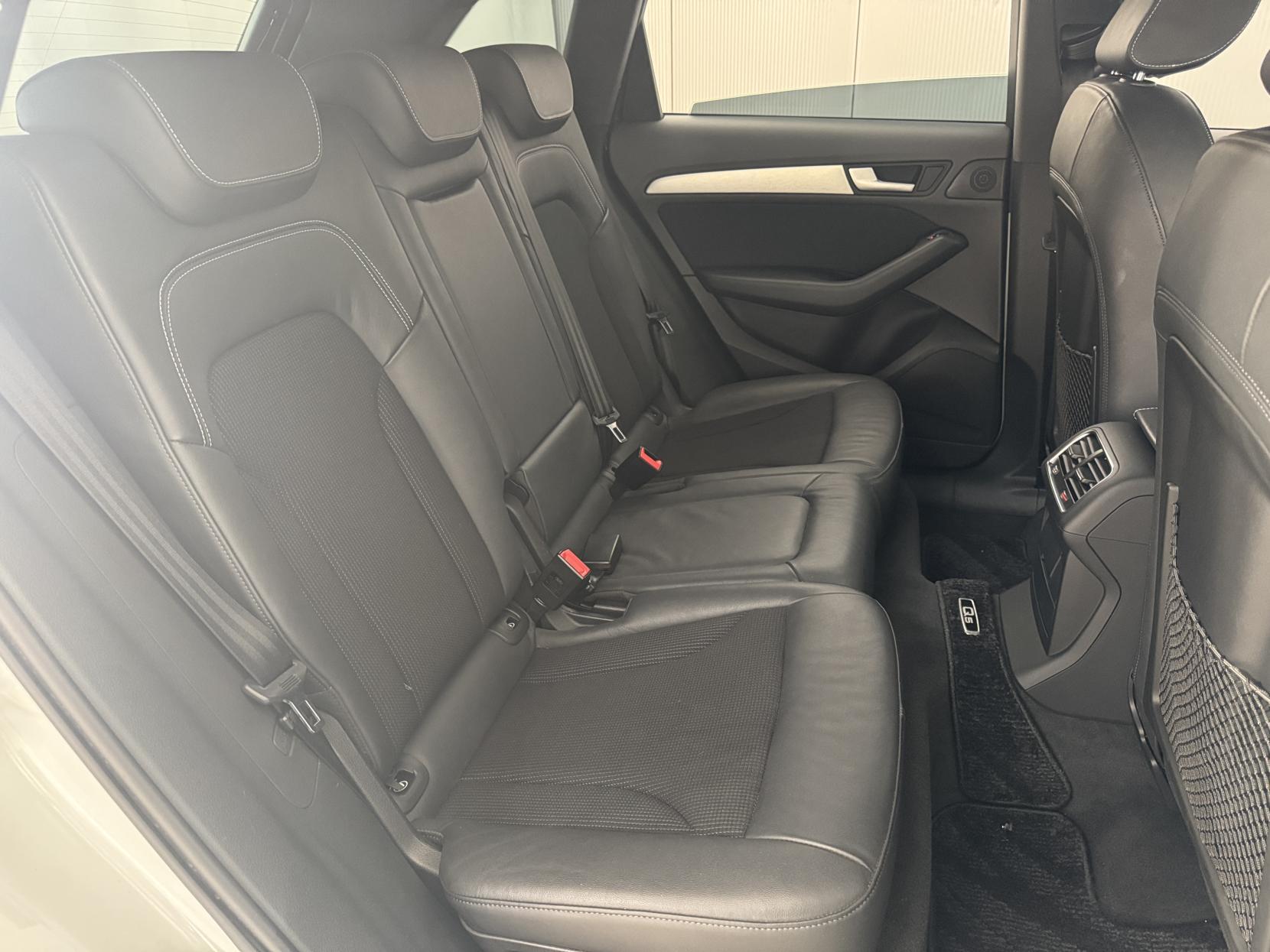 Audi Q5 view 40