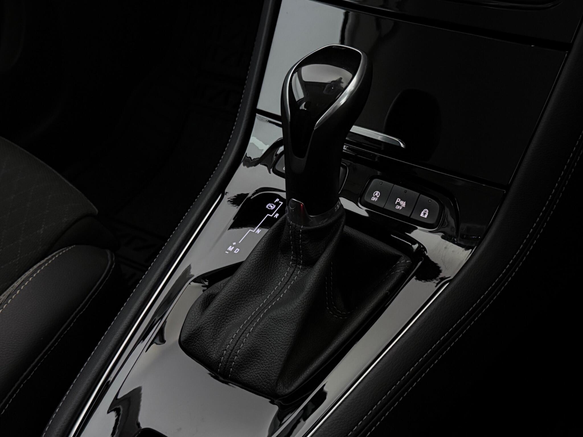 Vauxhall Grandland X view 19
