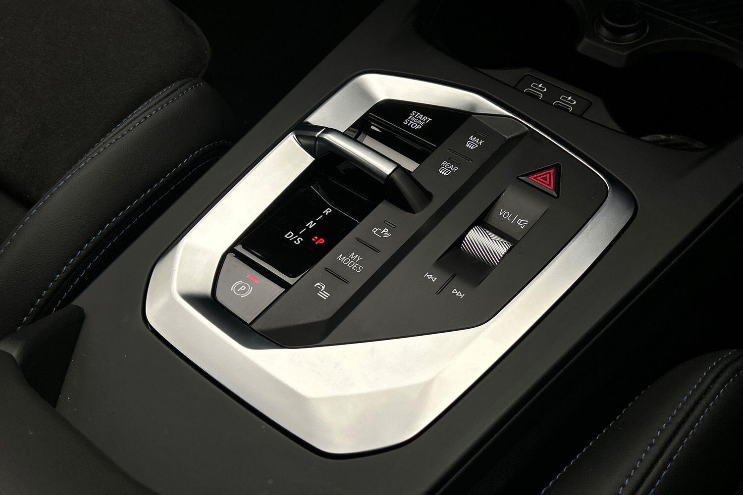 BMW 1 Series view 11