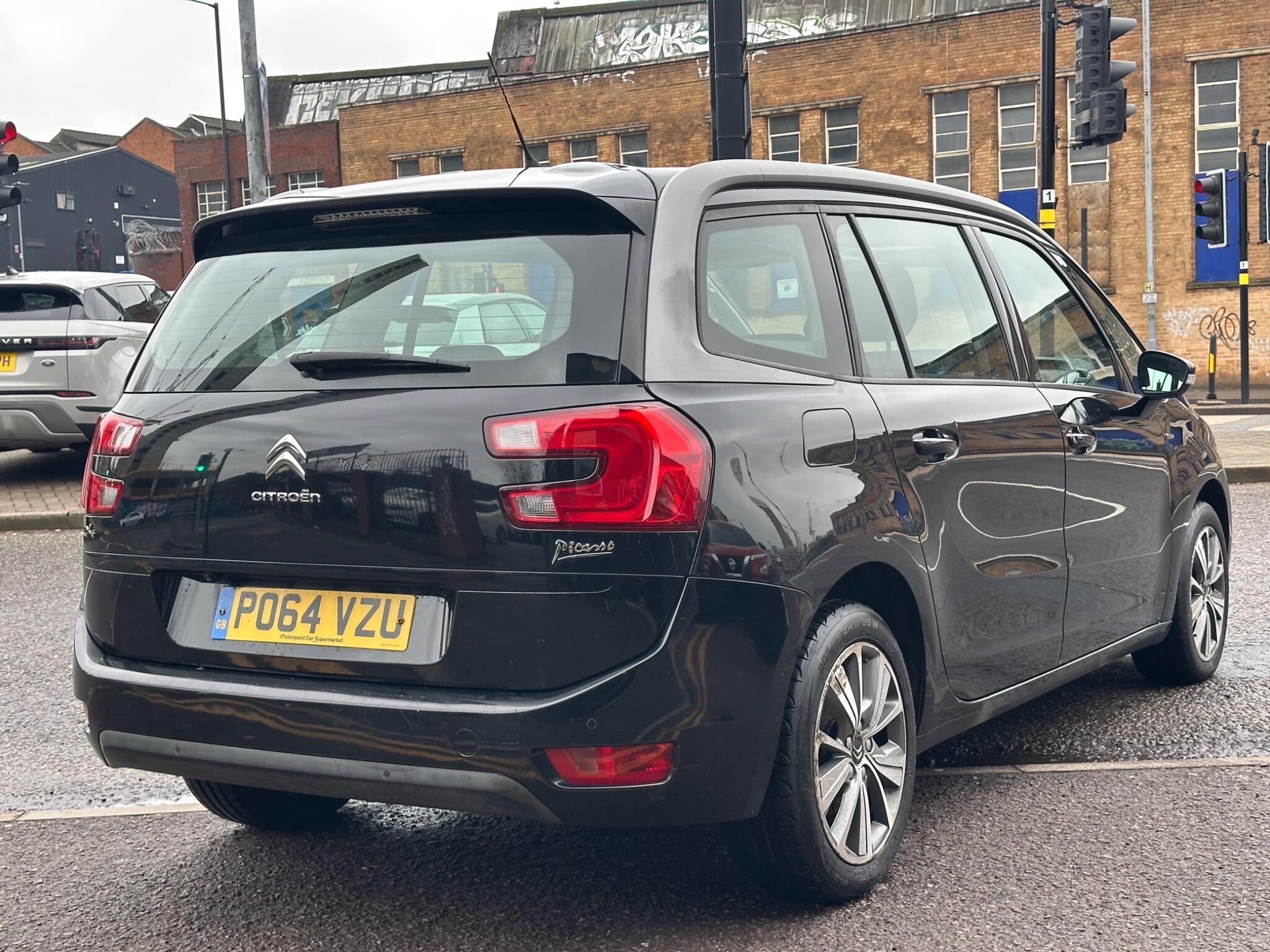 Citroen Grand C4 Picasso view 35