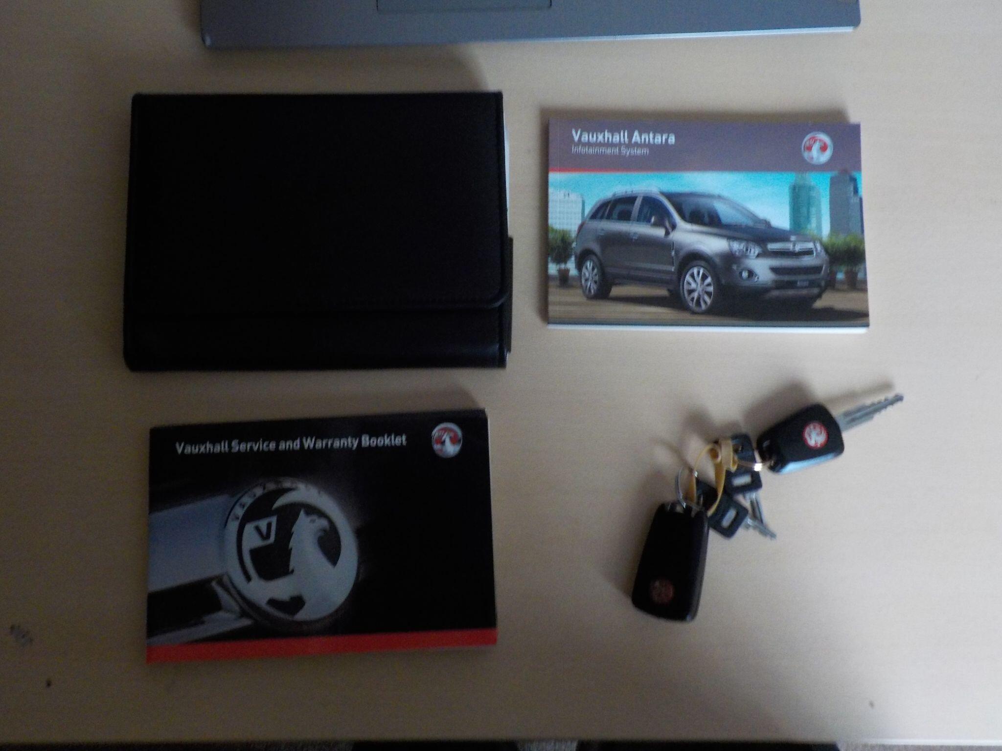 Vauxhall Antara 2.4 Exclusiv 2WD Euro 5 5dr