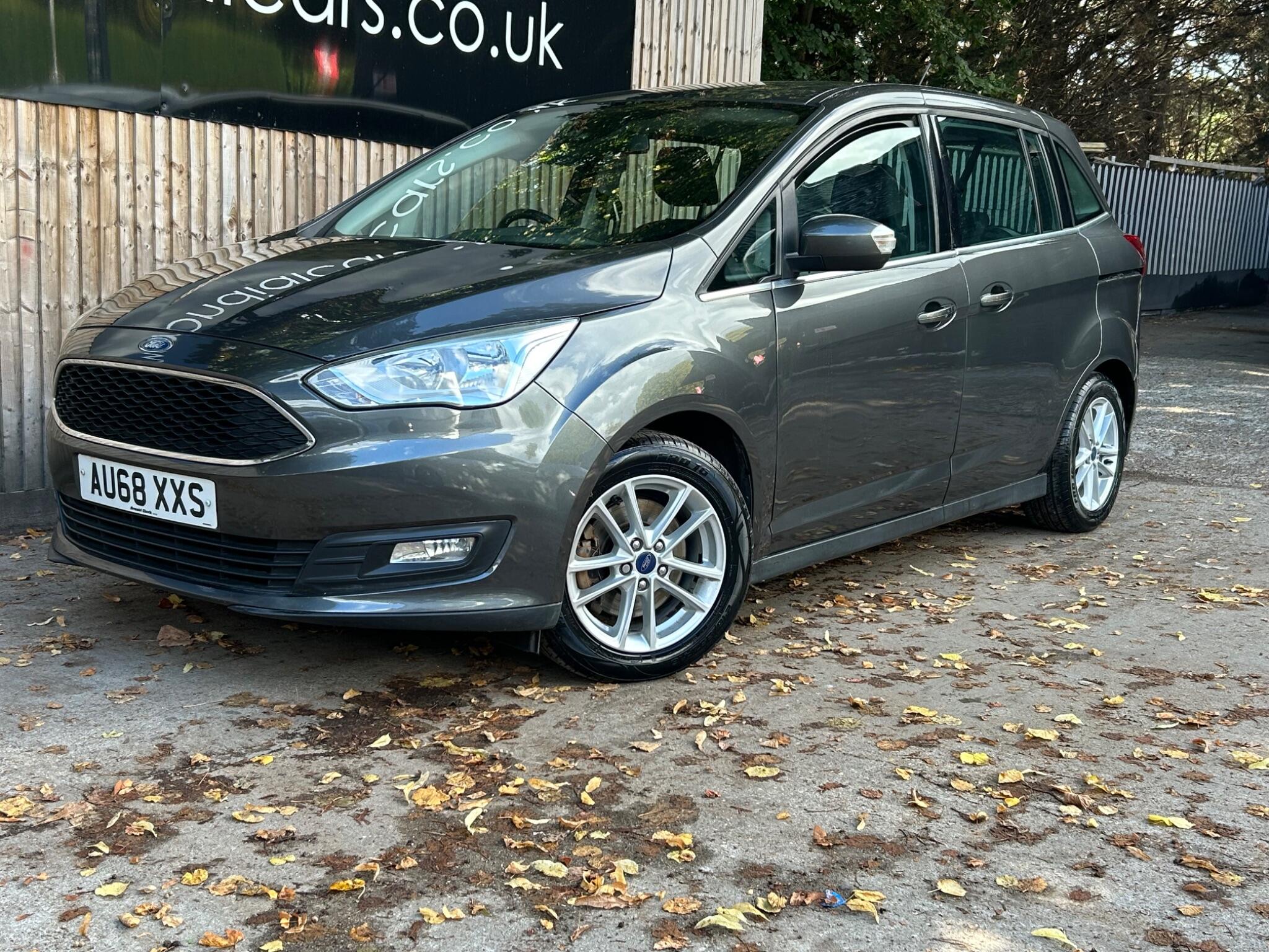 Ford Grand C-Max view 6