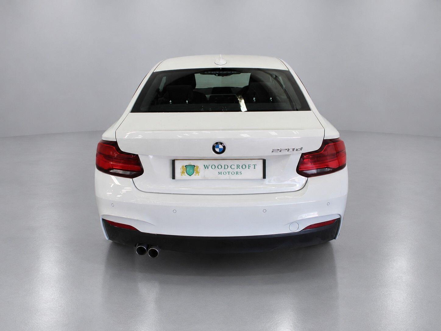 BMW 2 Series view 14