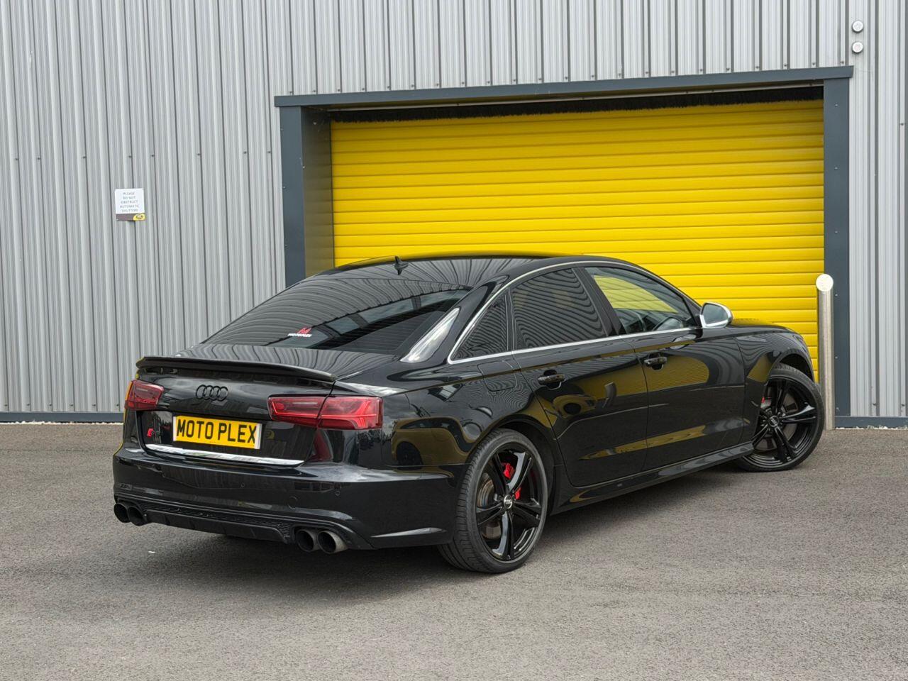 Audi S6 view 22