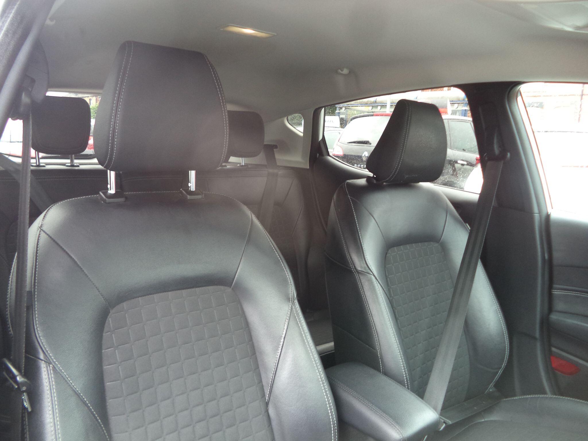 Ford Fiesta view 31