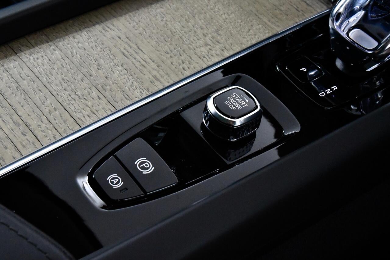 Volvo XC60 view 43