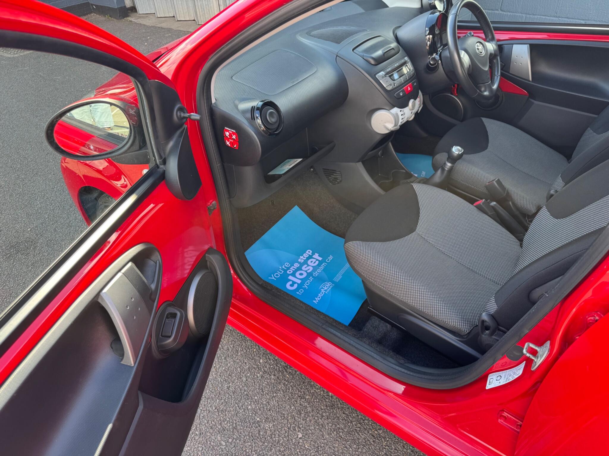 Toyota Aygo view 37