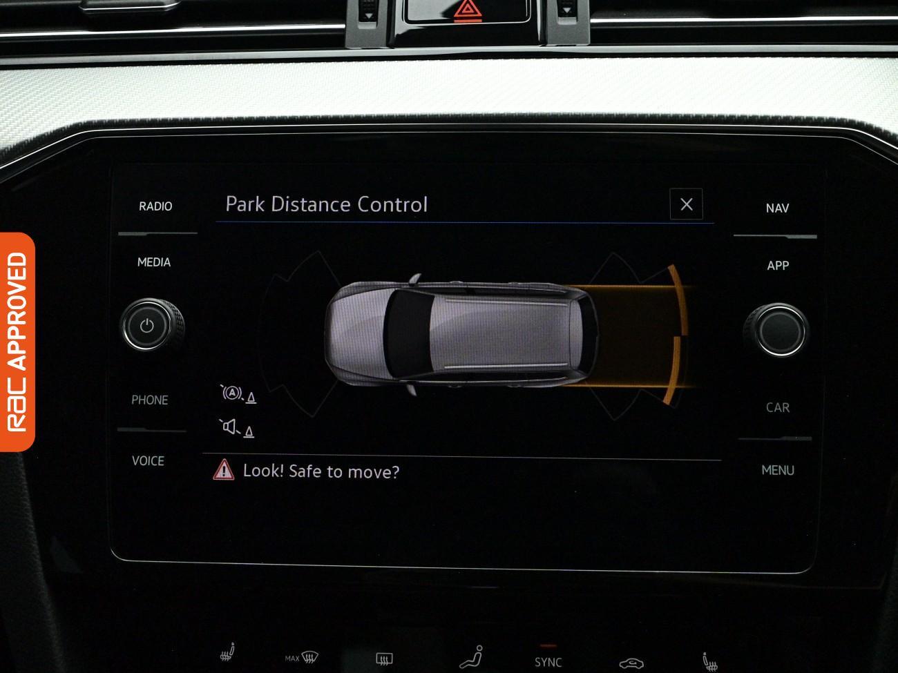 Volkswagen Passat view 15
