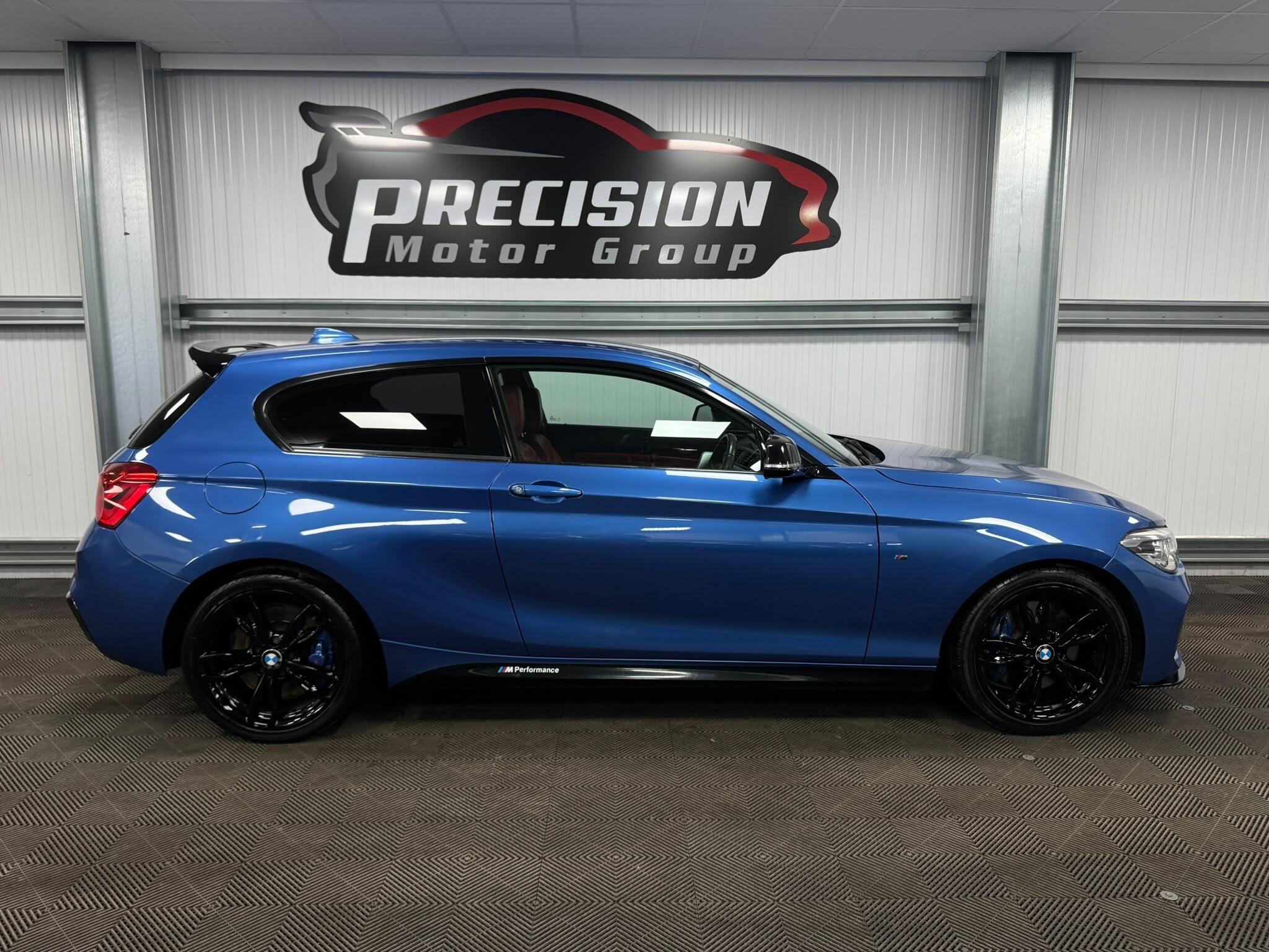 BMW 1 Series view 5