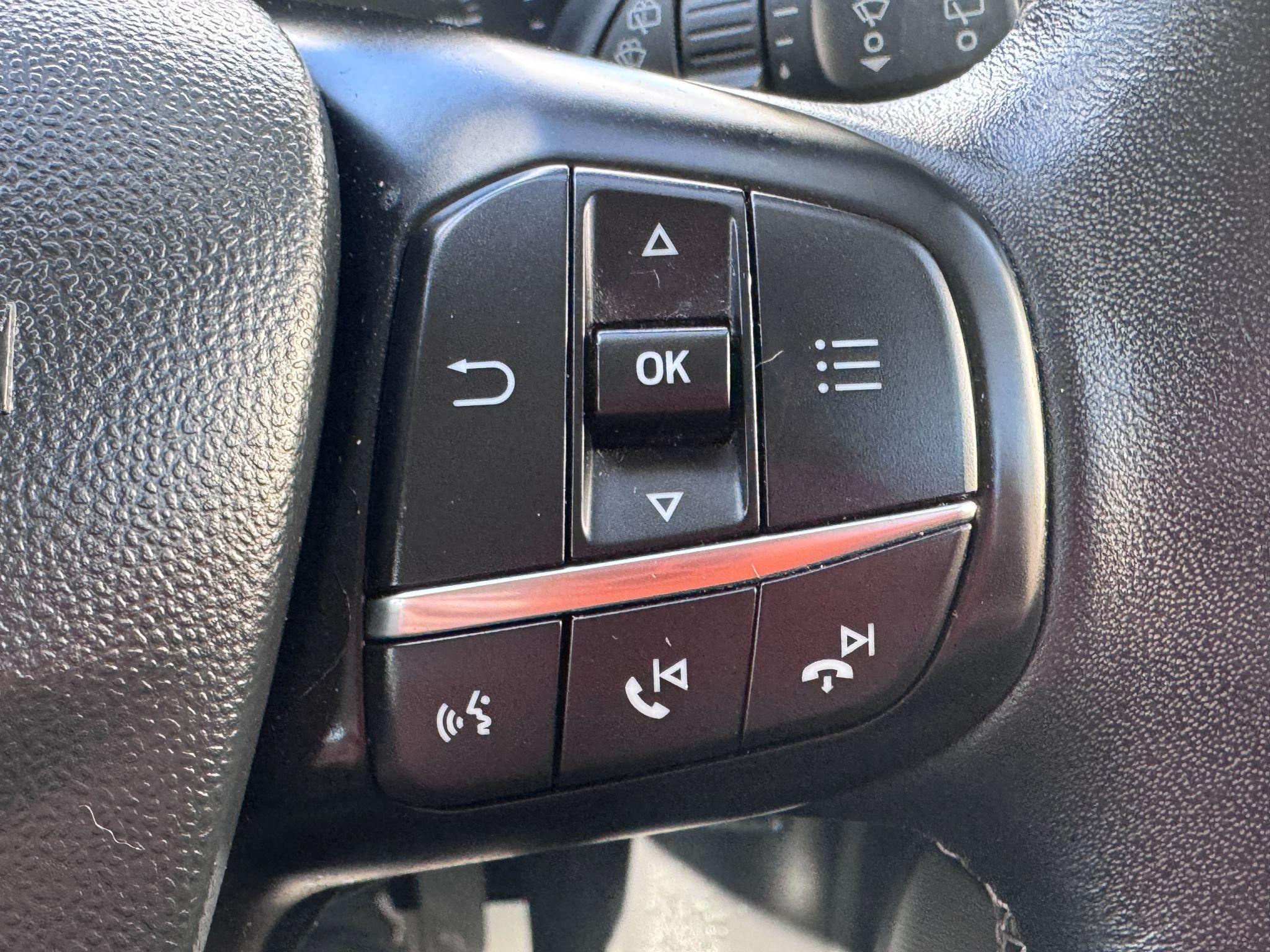 2018 Ford Fiesta image 37