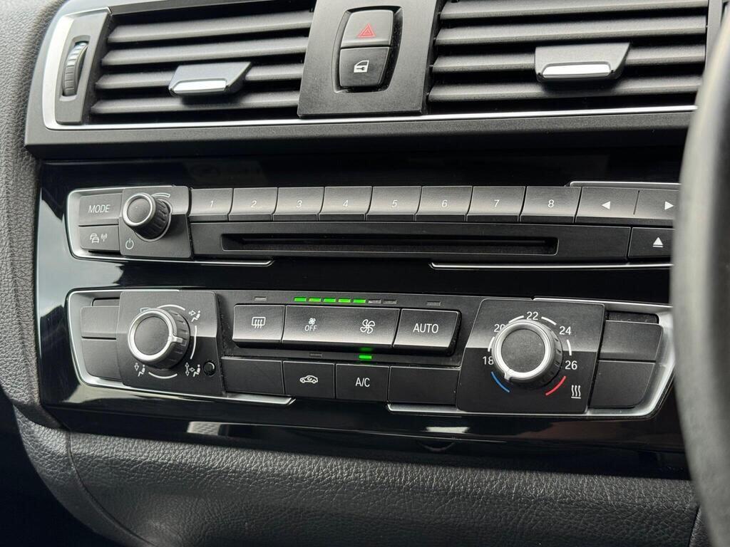 BMW 1 Series view 36