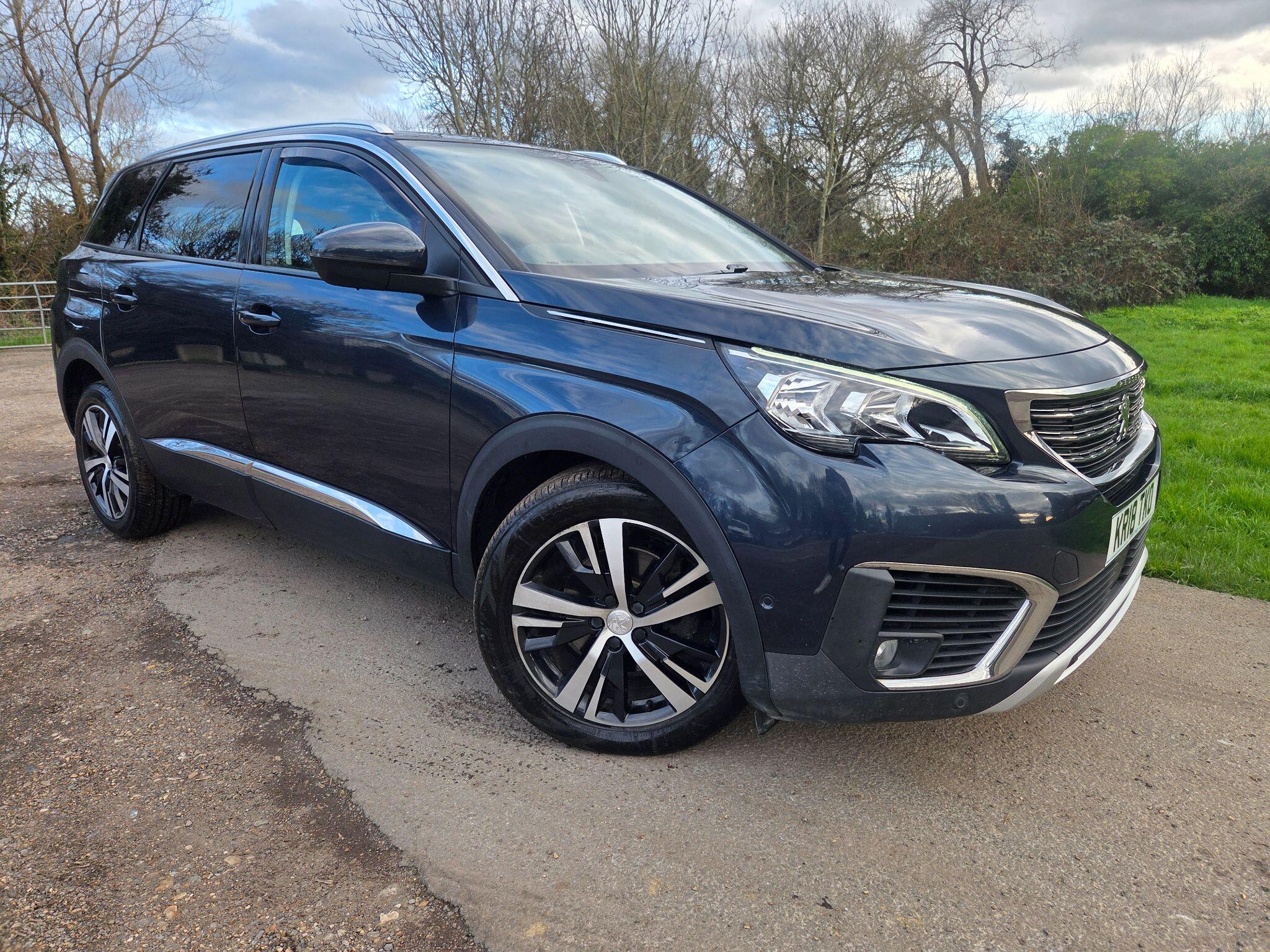 Peugeot 5008 view 7