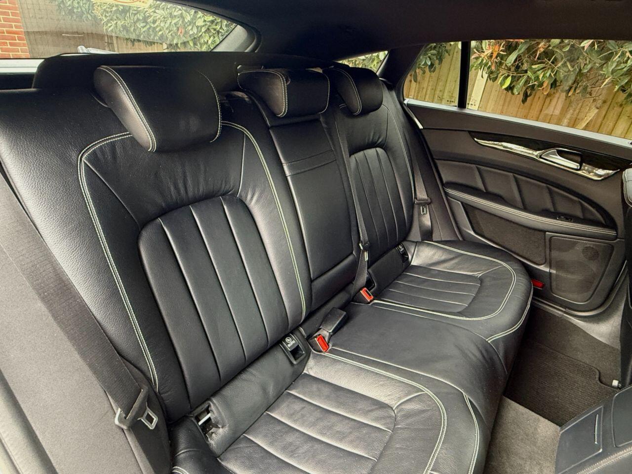 Mercedes-Benz CLS view 20