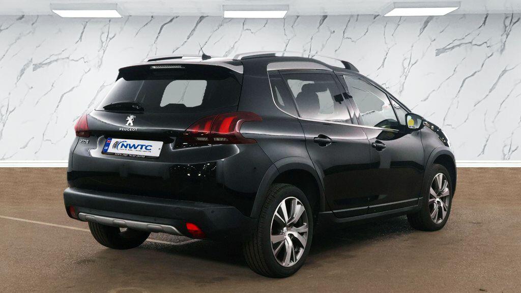 Peugeot 2008 view 7
