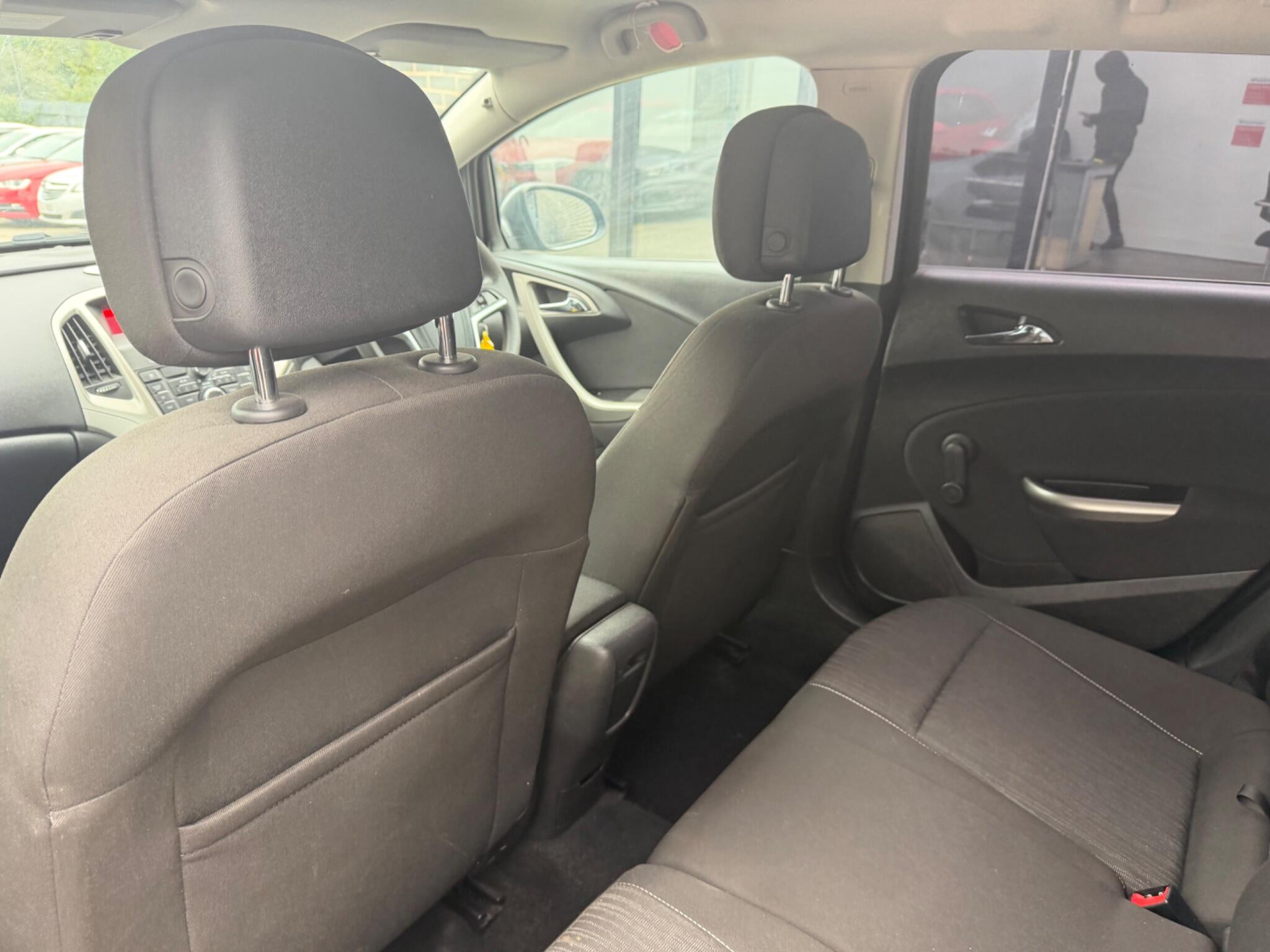 Vauxhall Astra view 46