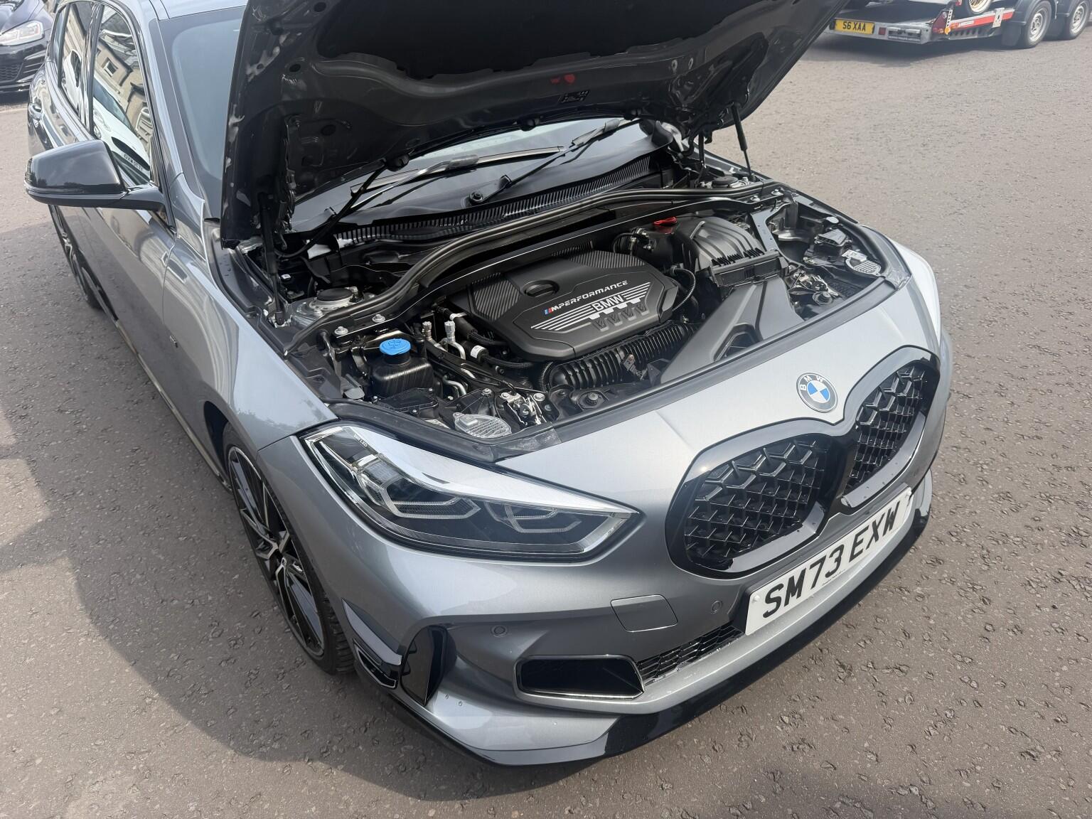 BMW 1 Series view 33