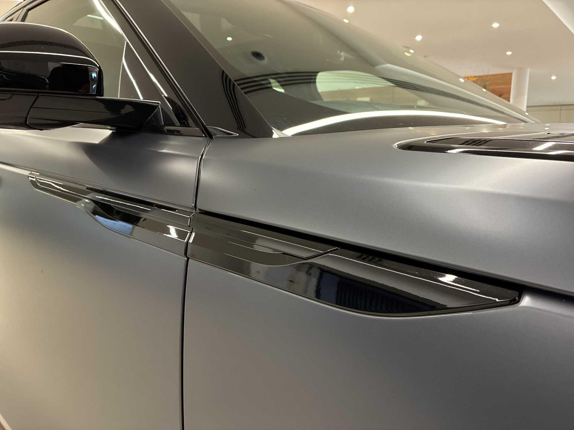 Land Rover Range Rover Velar view 26