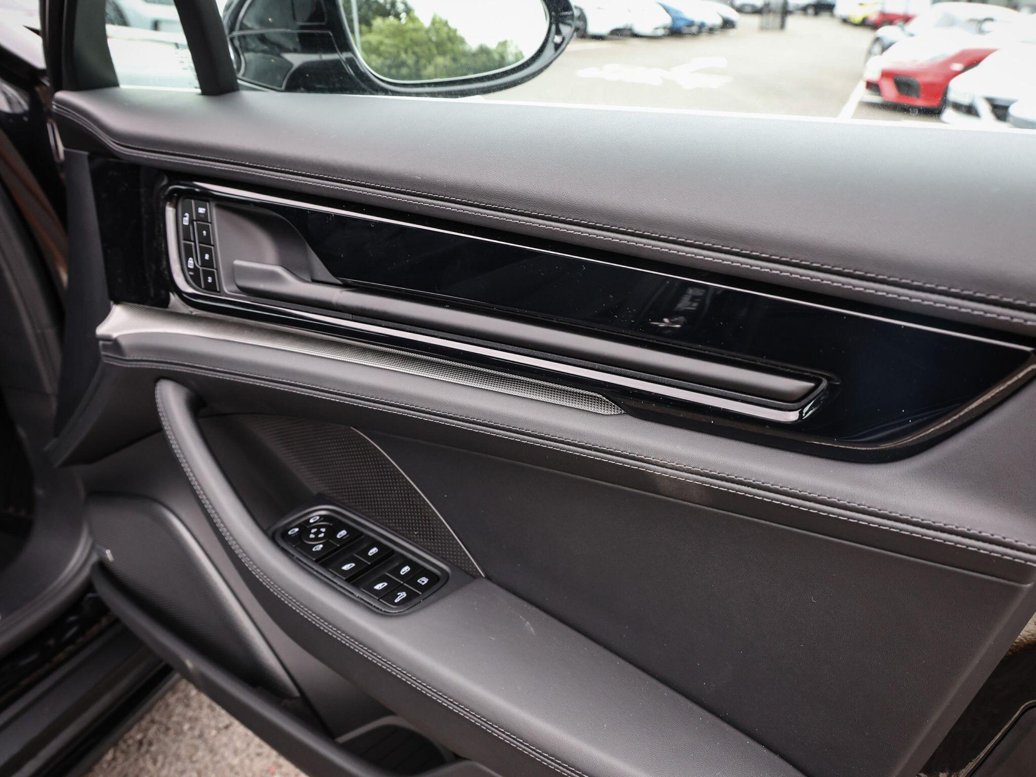 Porsche Panamera view 24