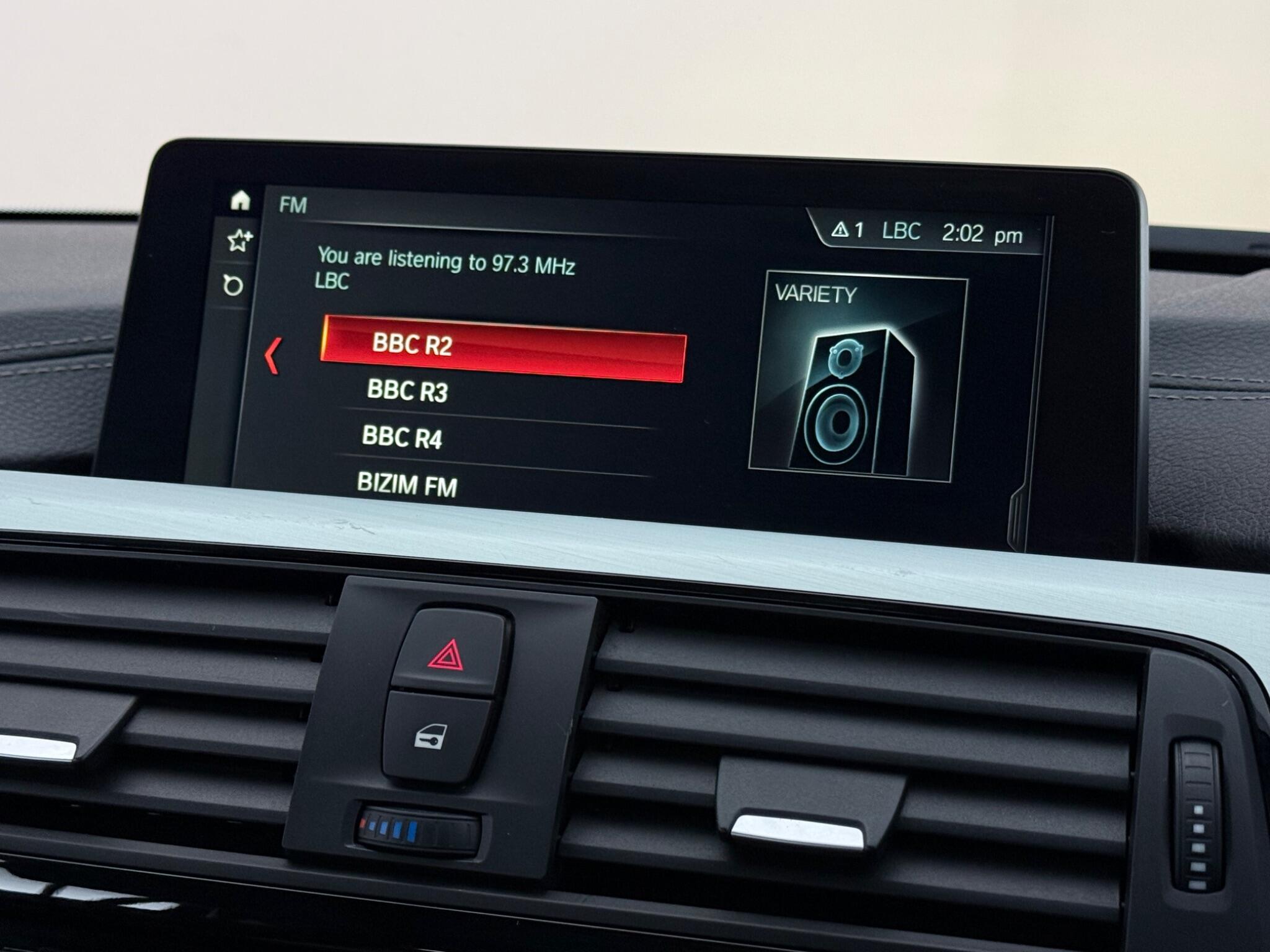 BMW 3 Series view 32