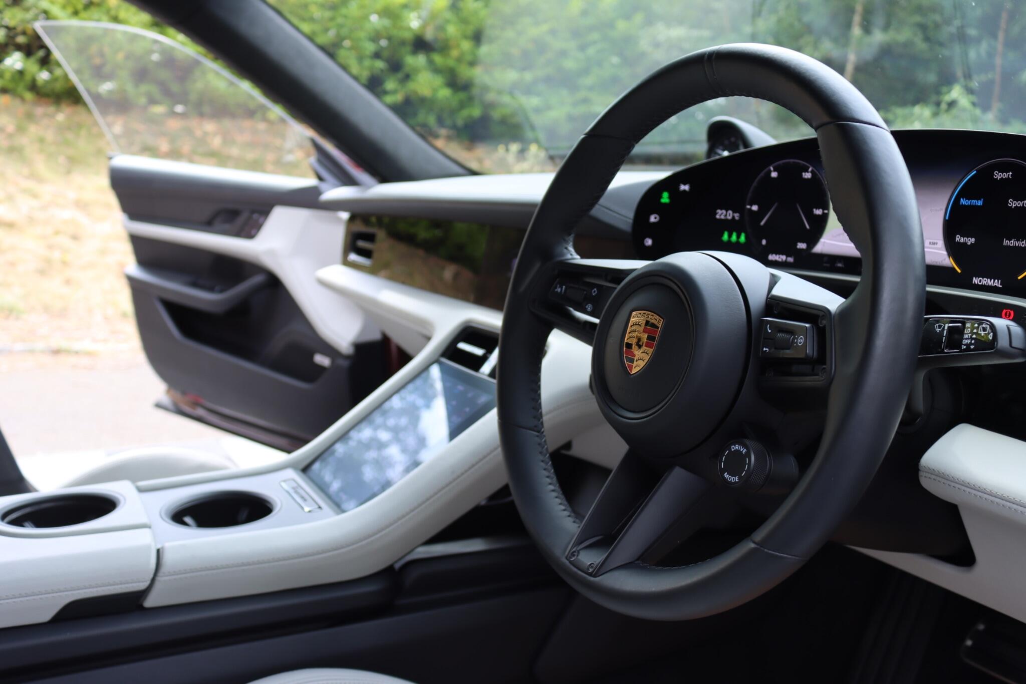 Porsche Taycan view 66