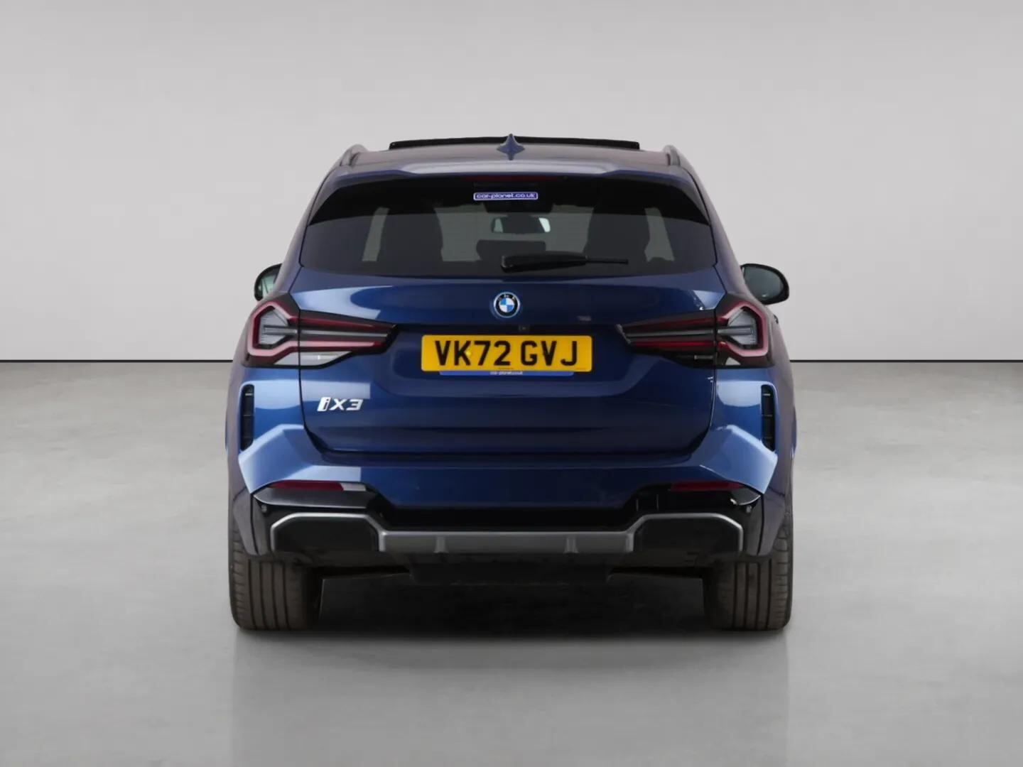 BMW Ix3 view 7