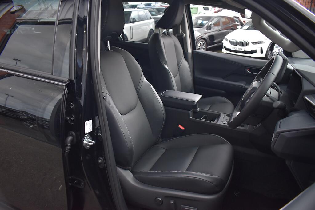 Toyota Hilux view 8