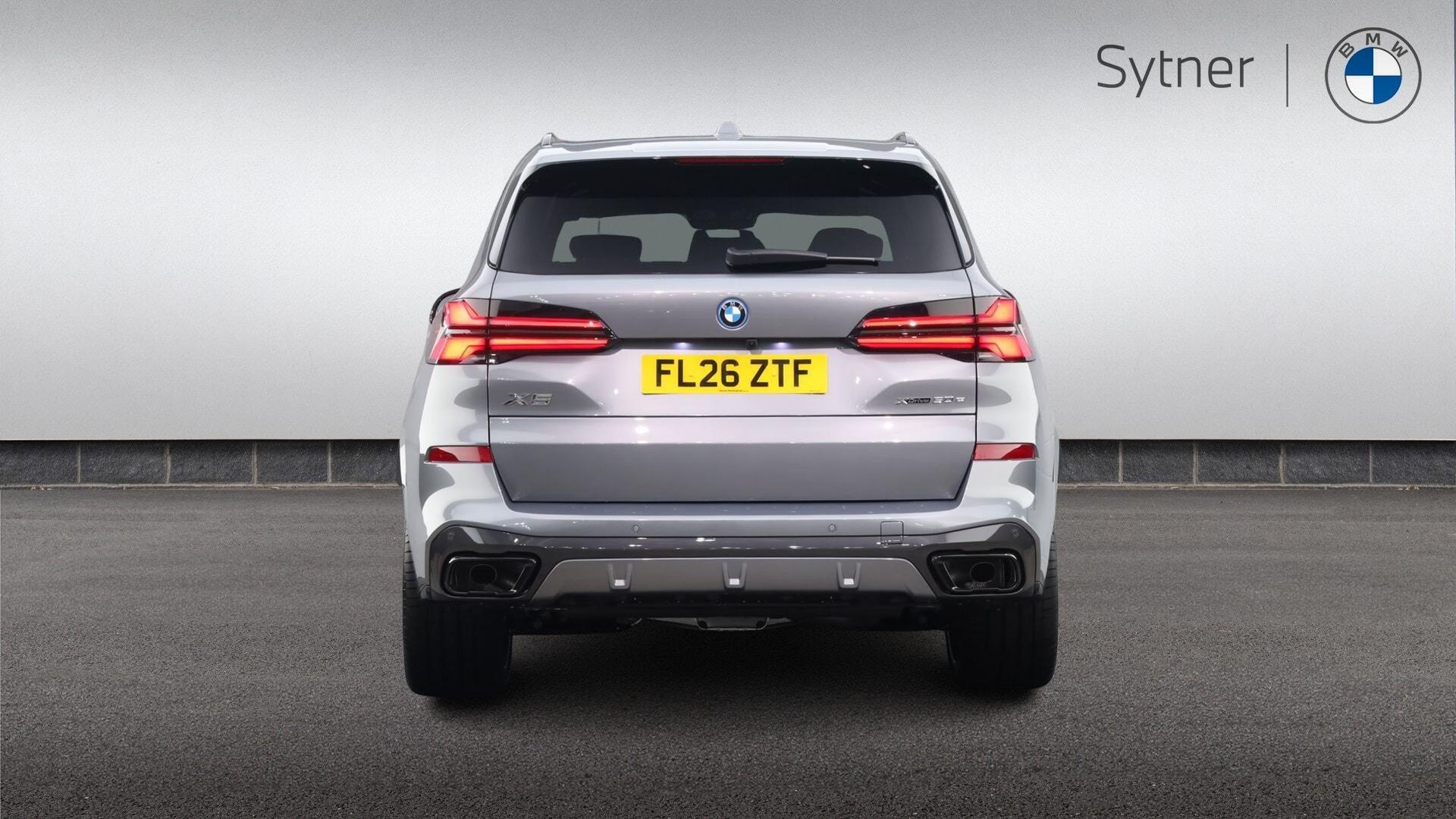 BMW X5 view 15