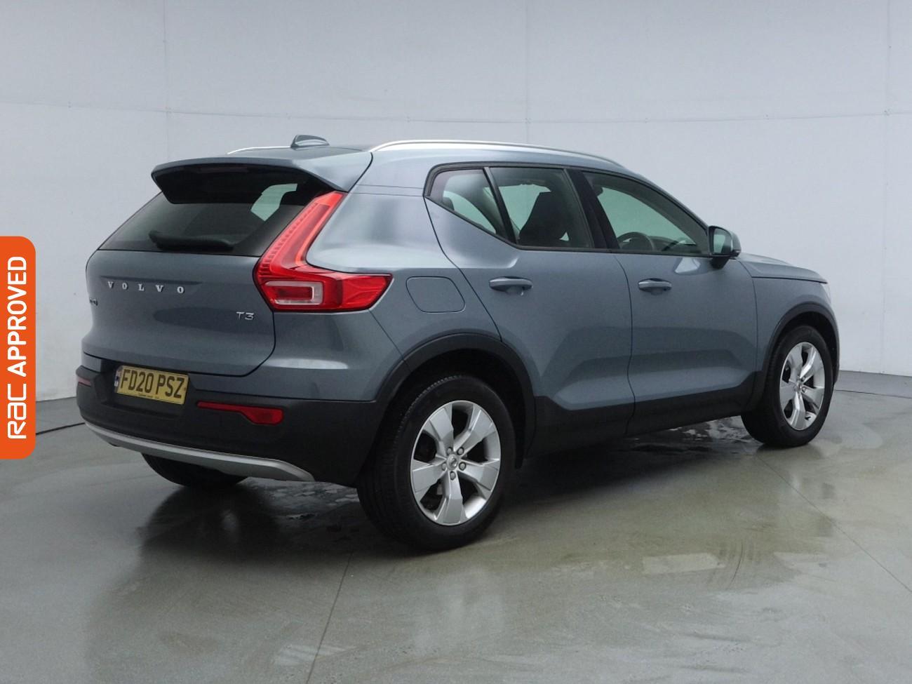 Volvo XC40 view 29