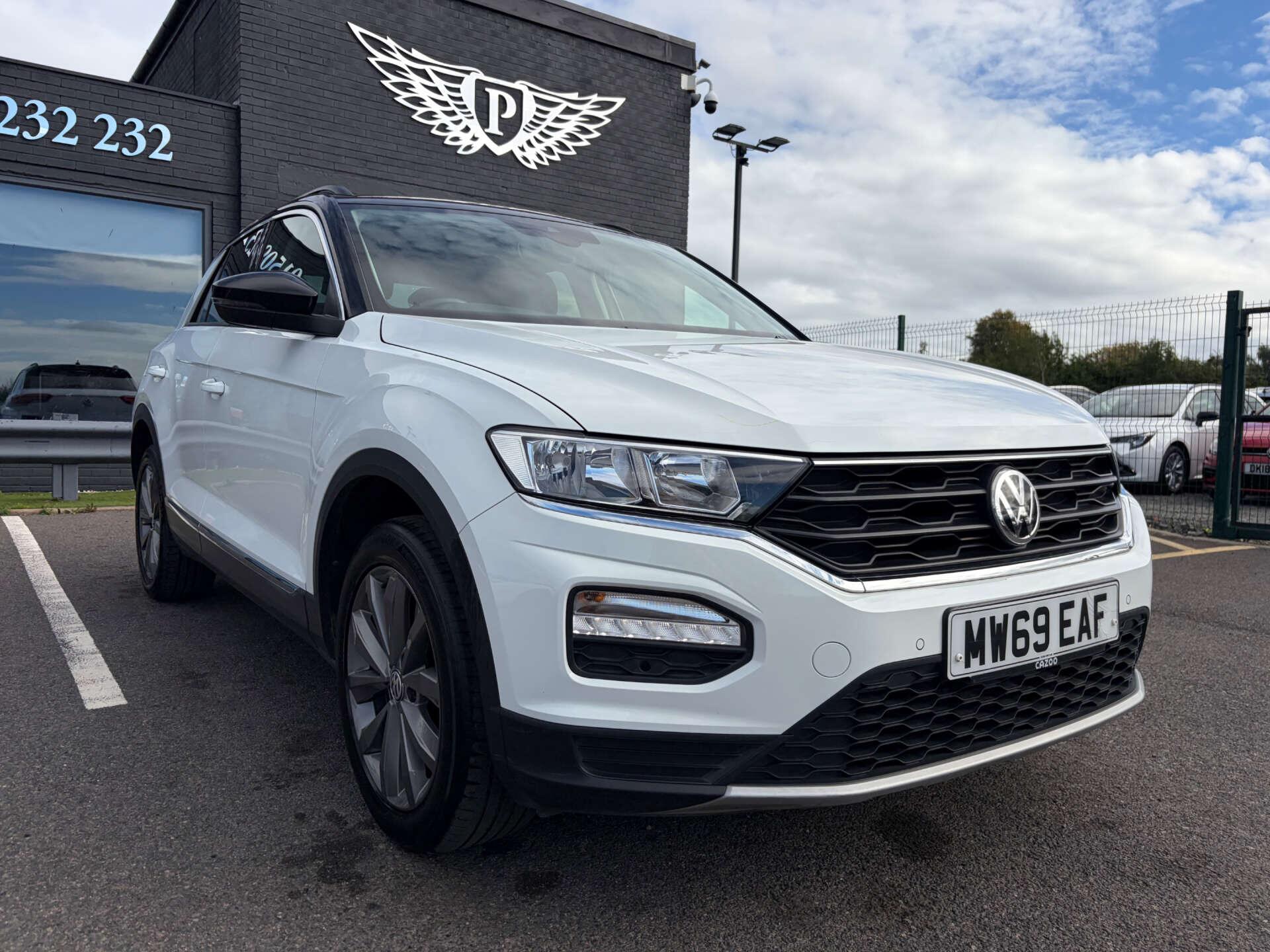 Volkswagen T-Roc view 51