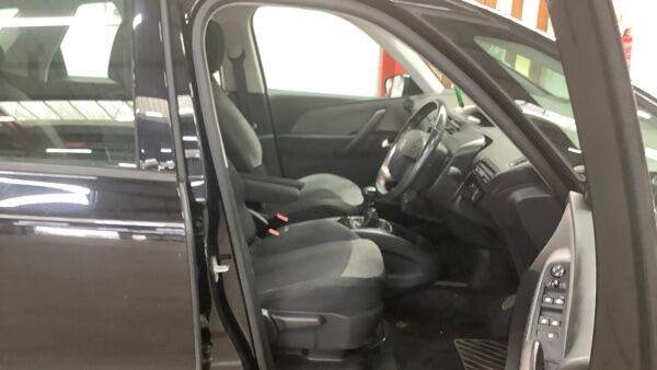 Citroen C4 Spacetourer view 4
