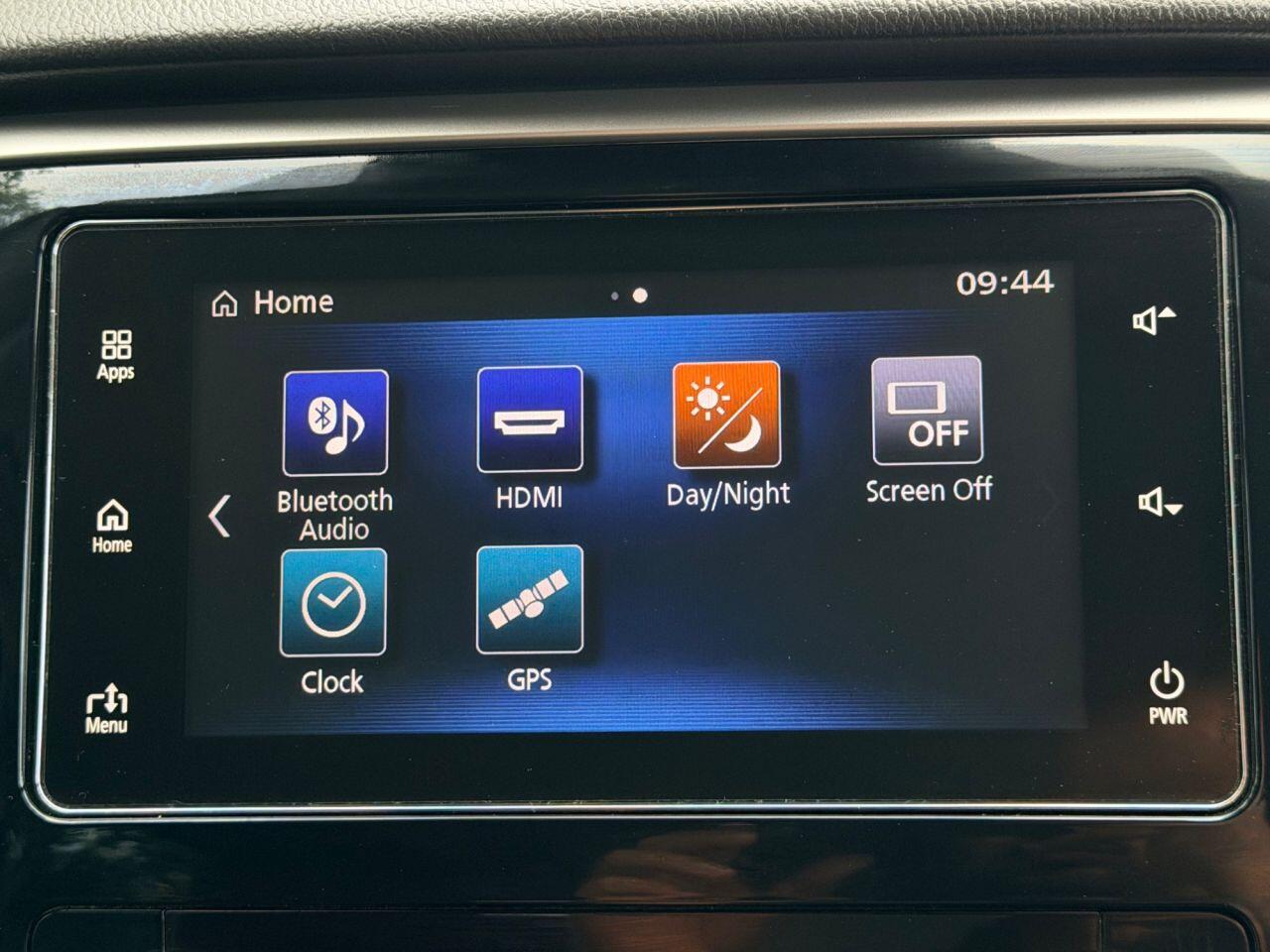 Mitsubishi L200 view 45