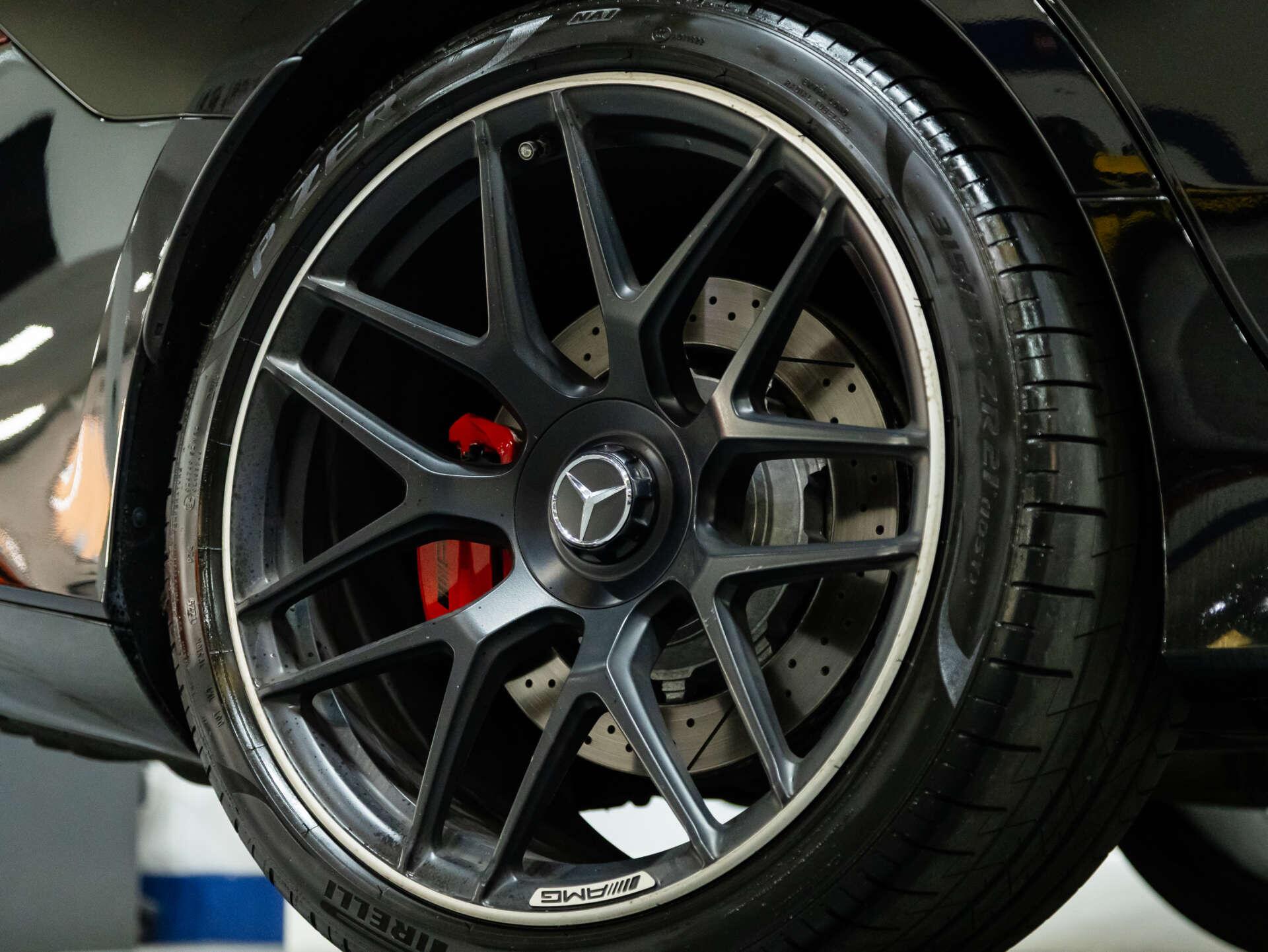Mercedes-Benz Amg GT view 34