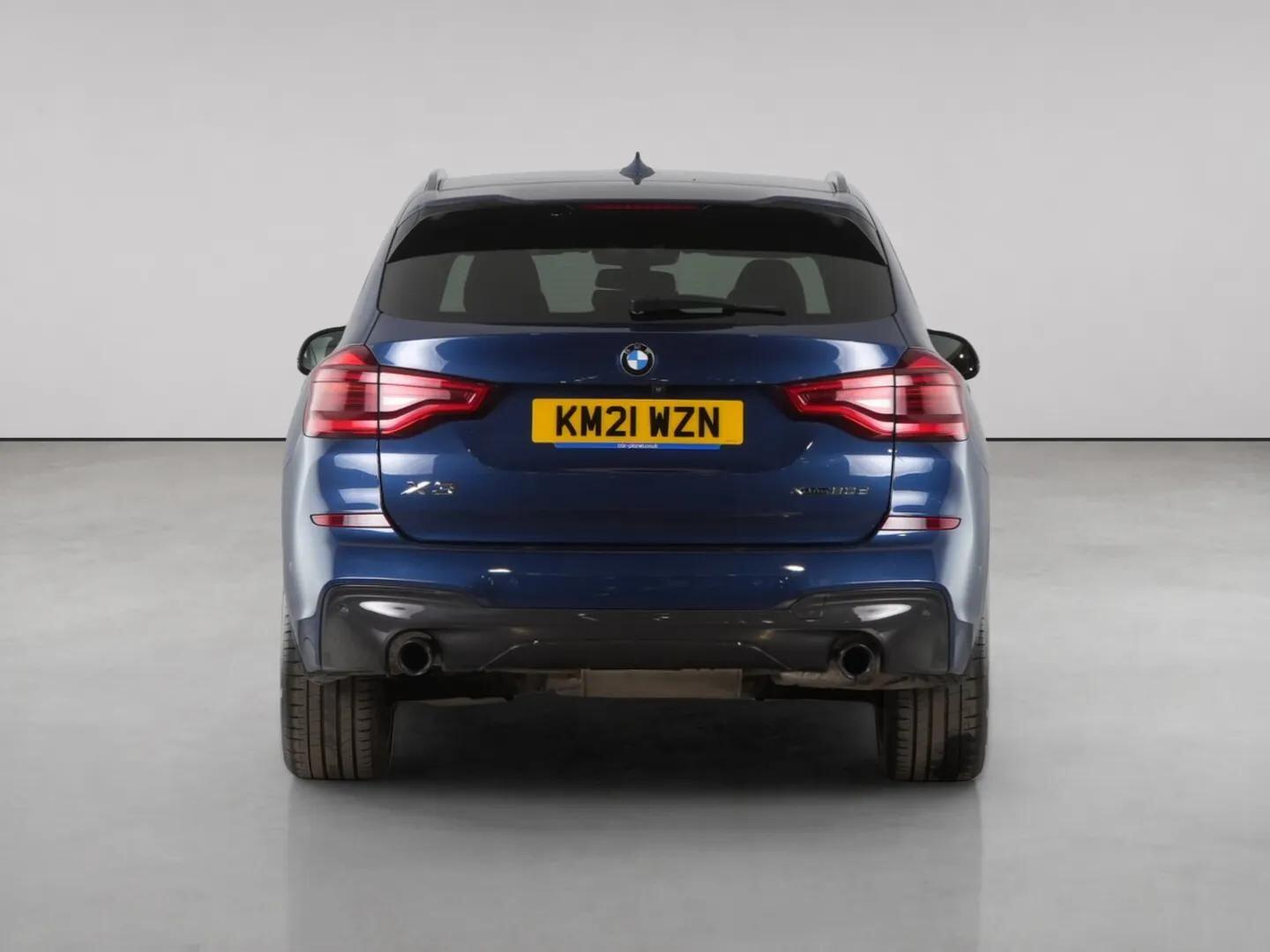 BMW X3 view 7