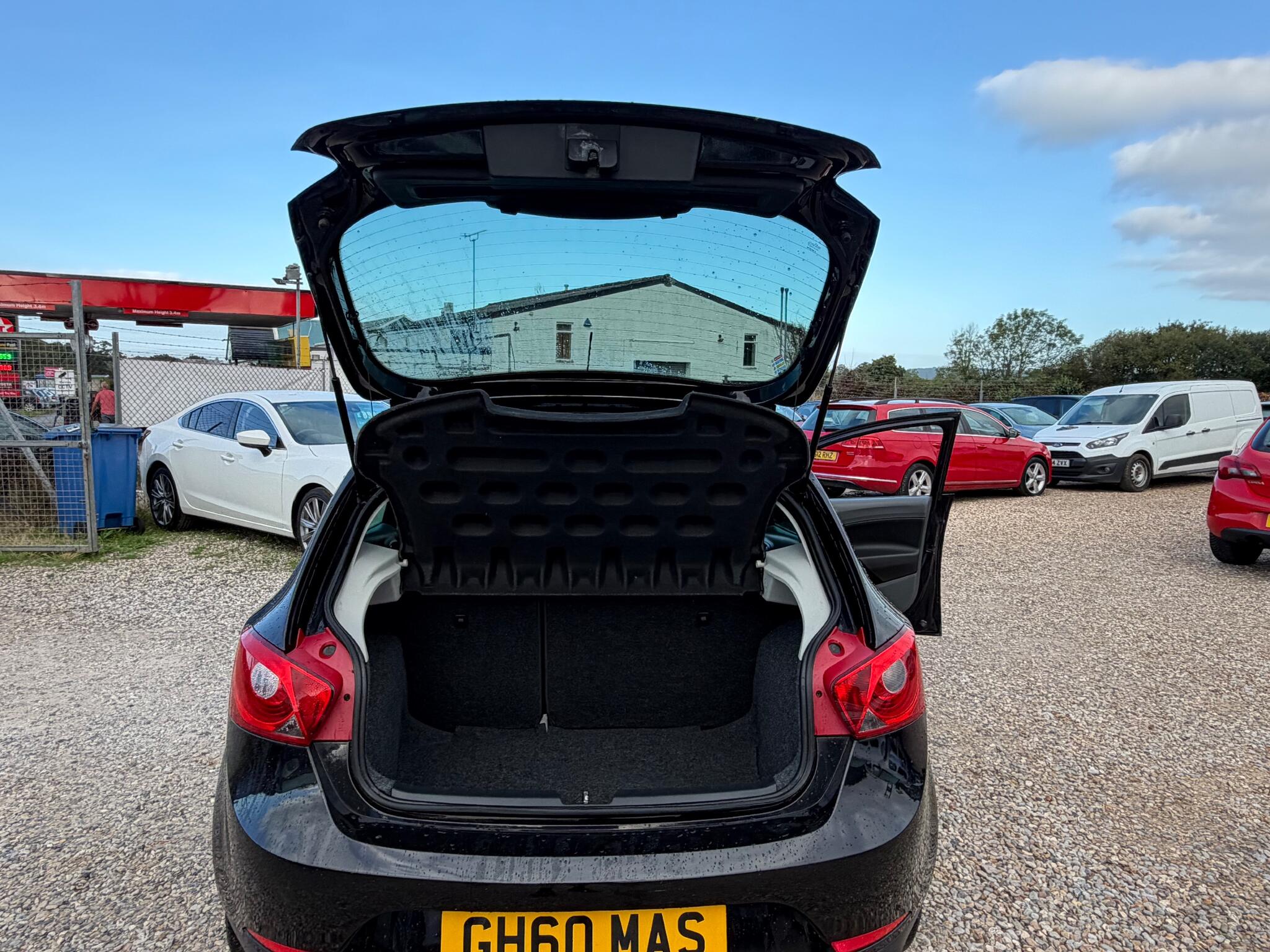 Seat Ibiza view 12