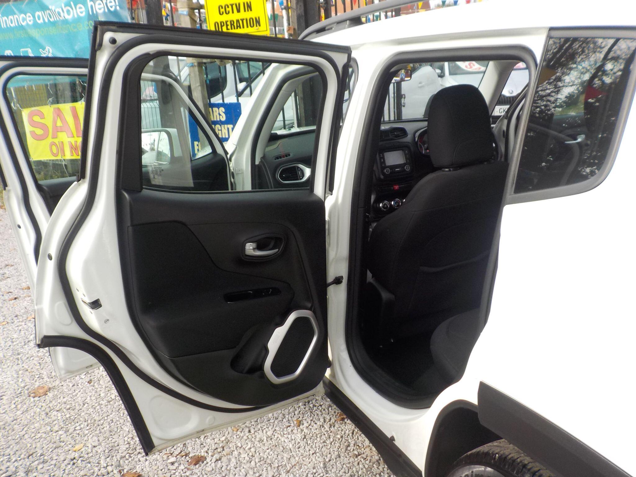 Jeep Renegade 1.4T MultiAirII Longitude Euro 6 (s/s) 5dr