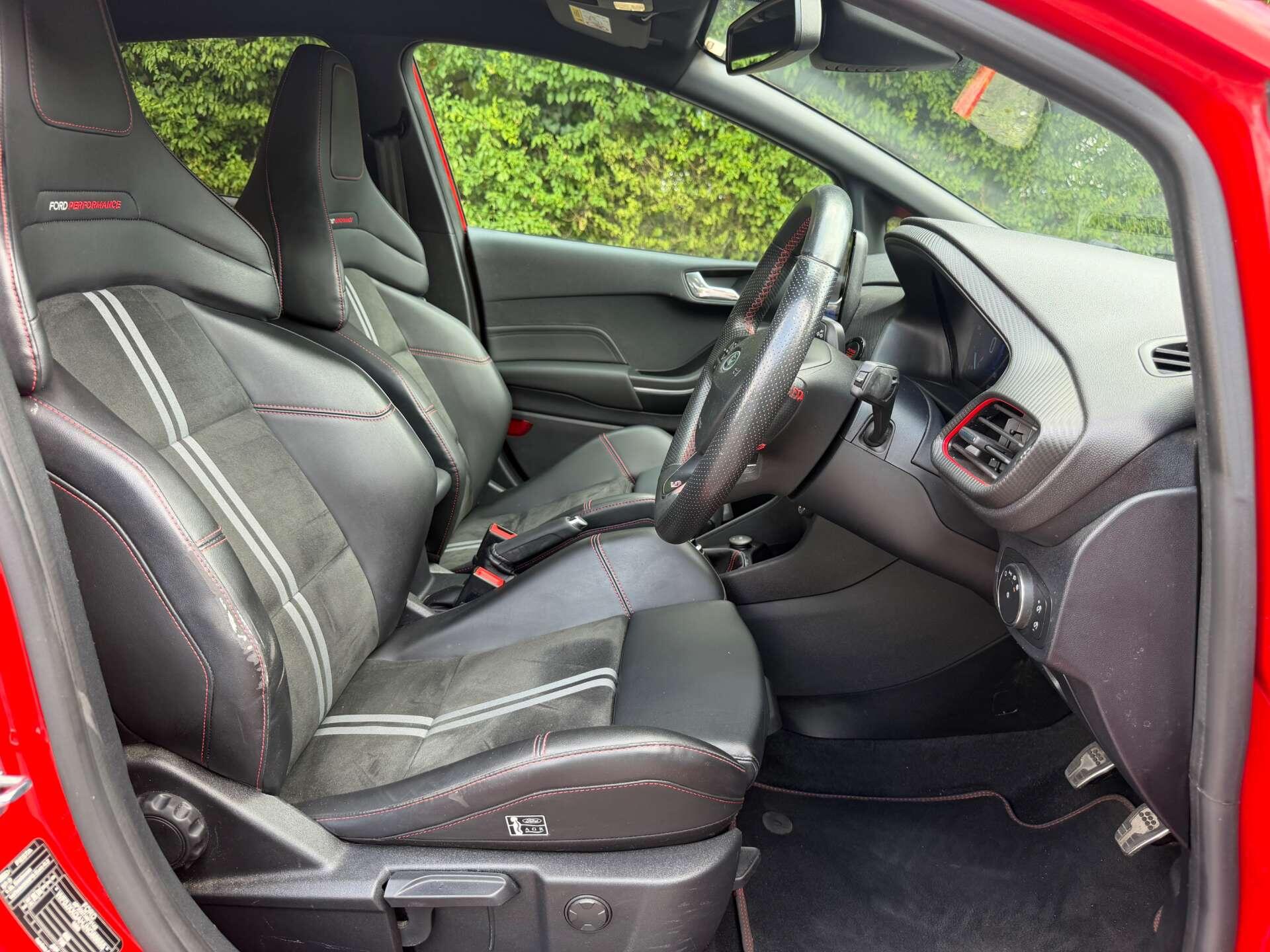 Ford Fiesta view 22