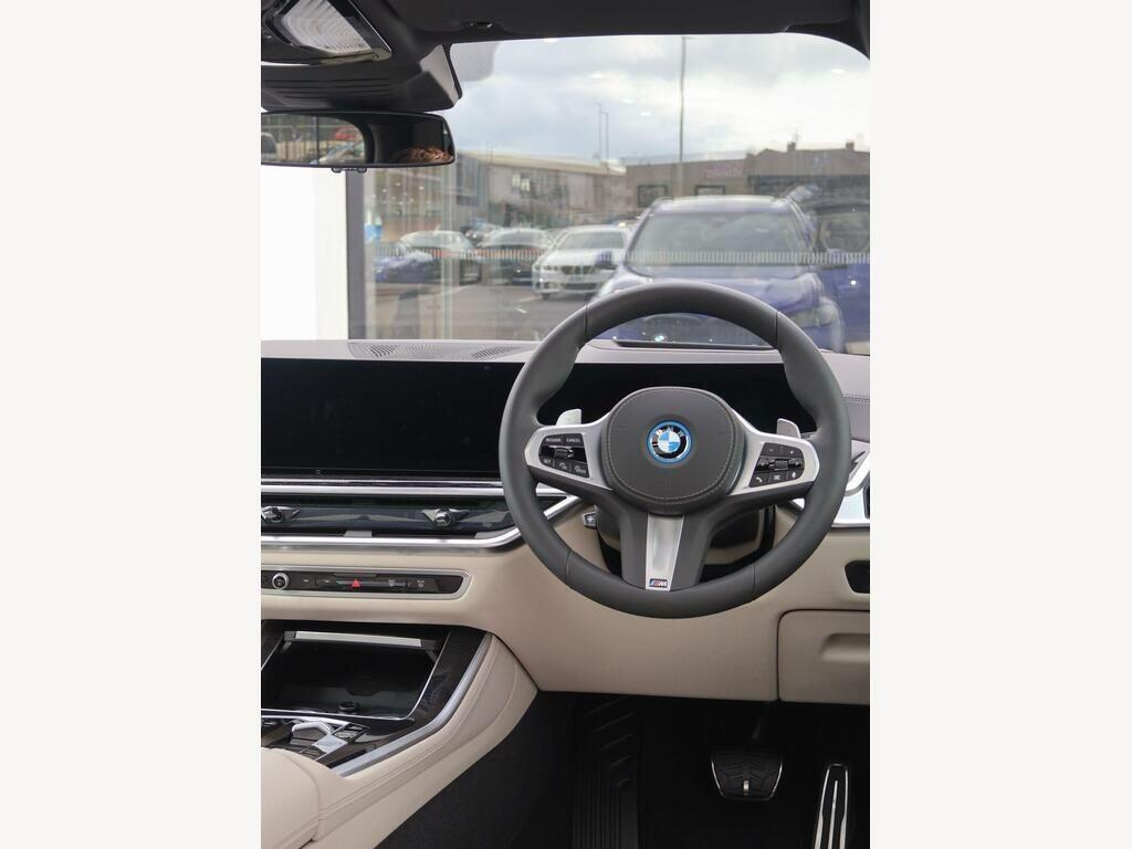 BMW X5 view 31