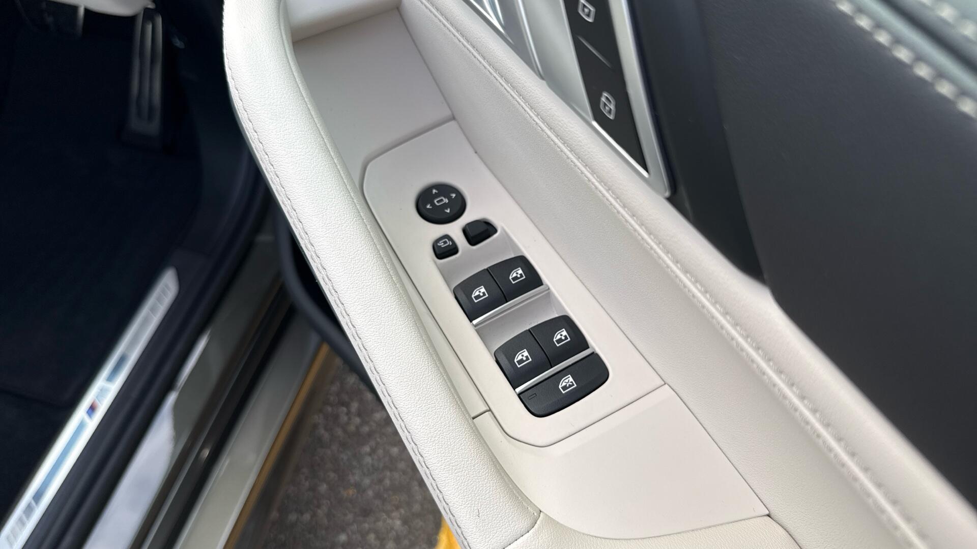 BMW X6 view 46