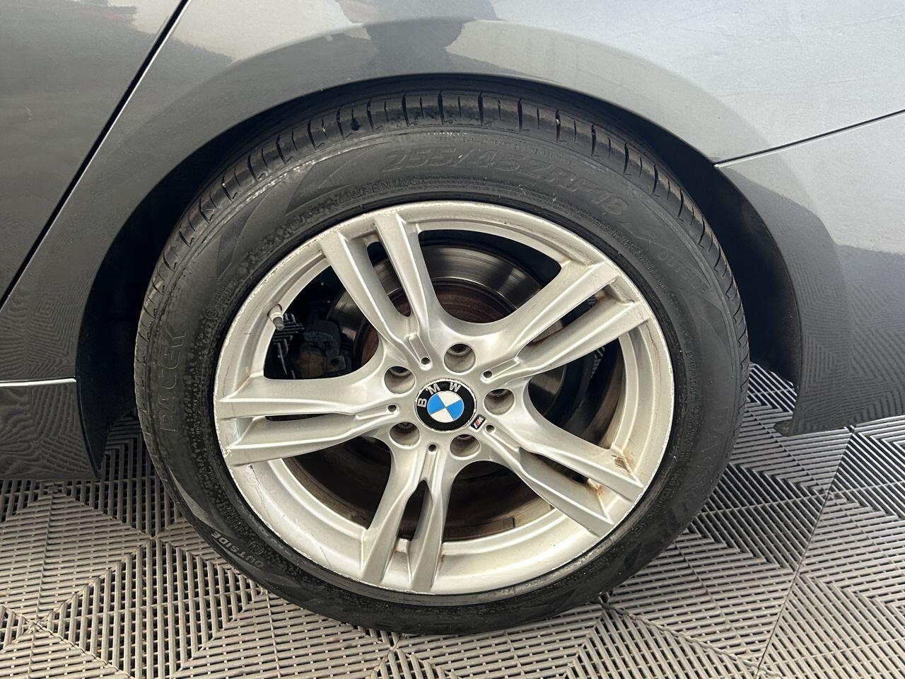BMW 3 Series Gran Turismo view 27