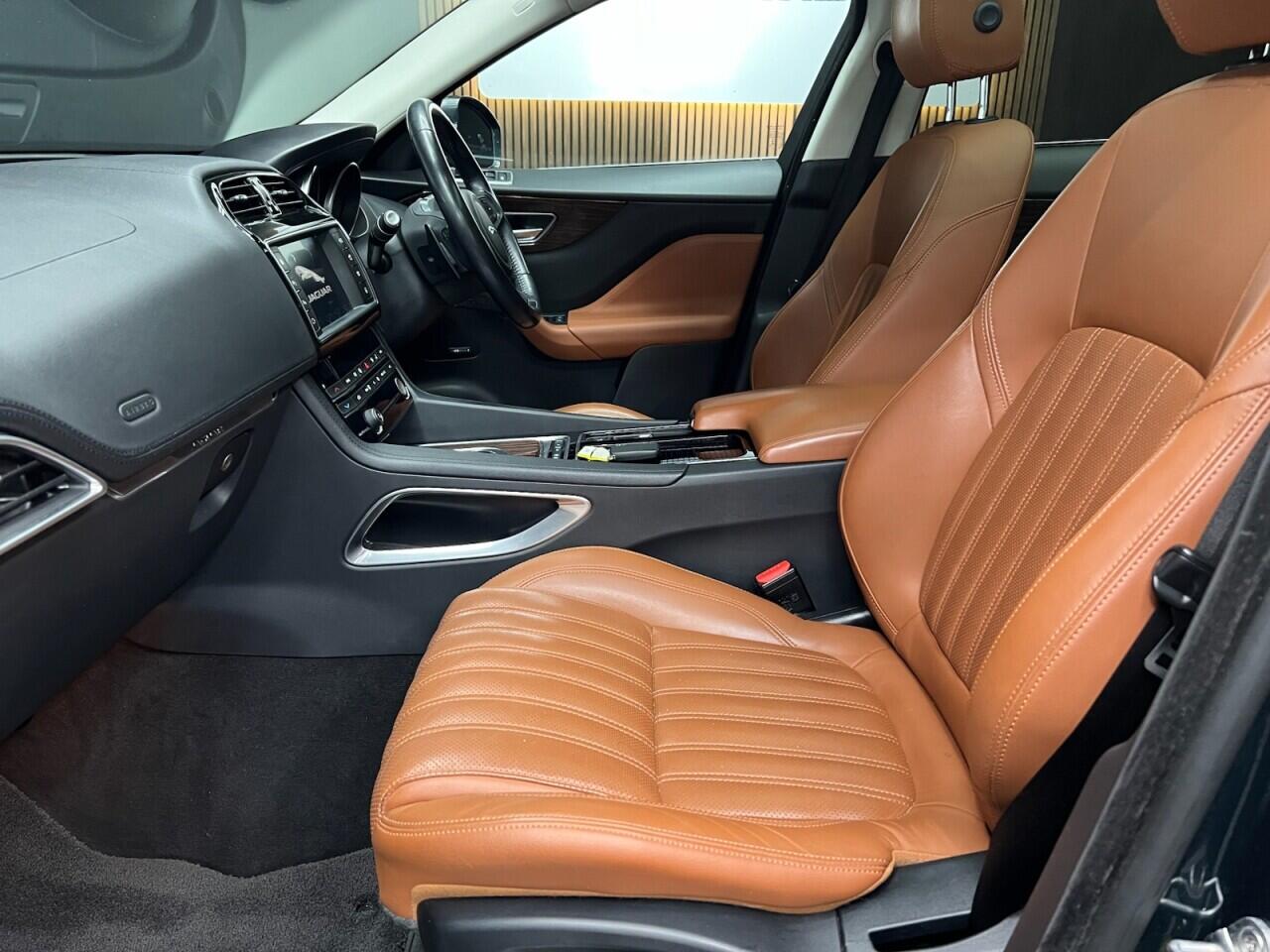 Jaguar F-Pace view 27