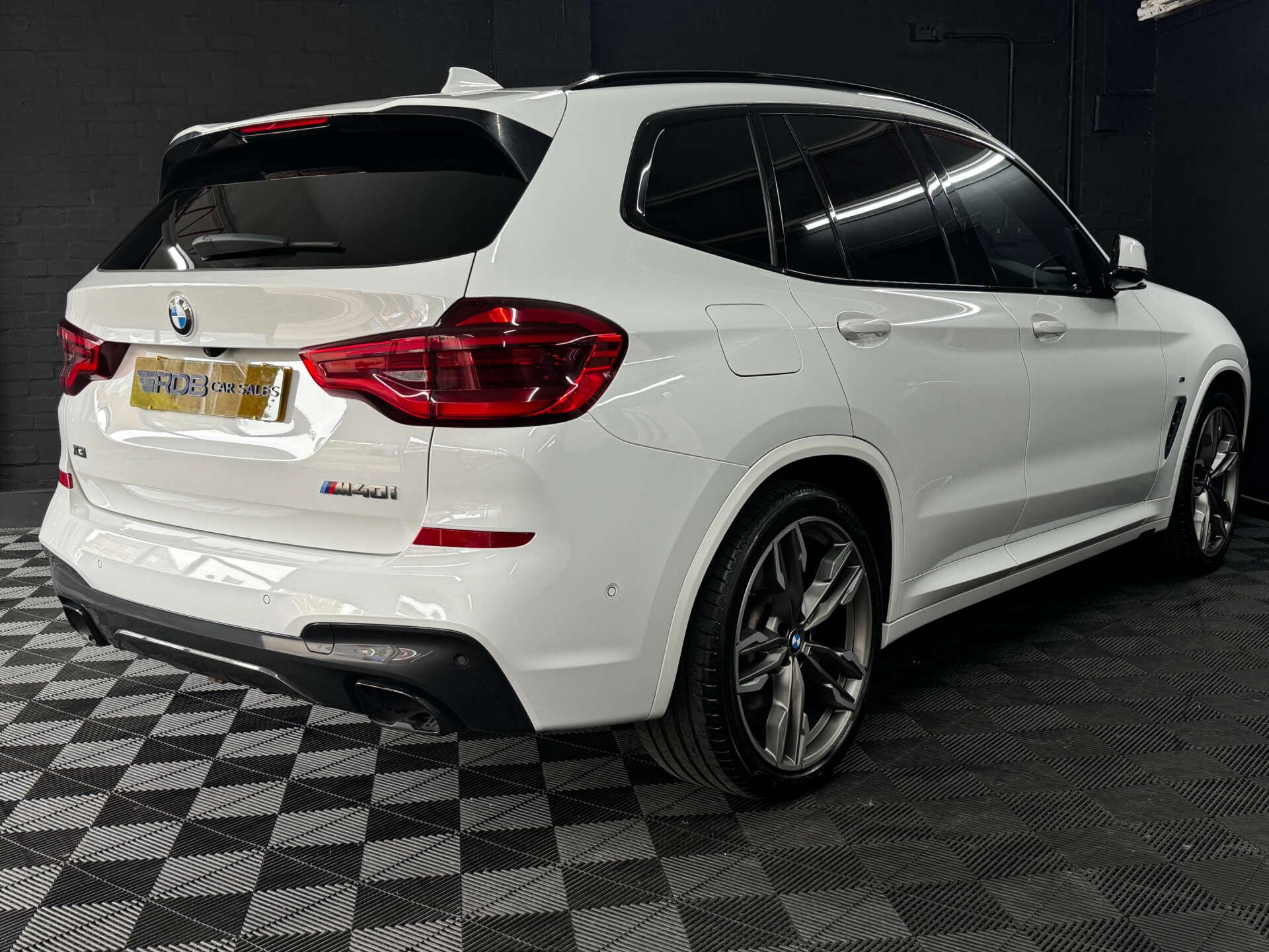 BMW X3 view 19
