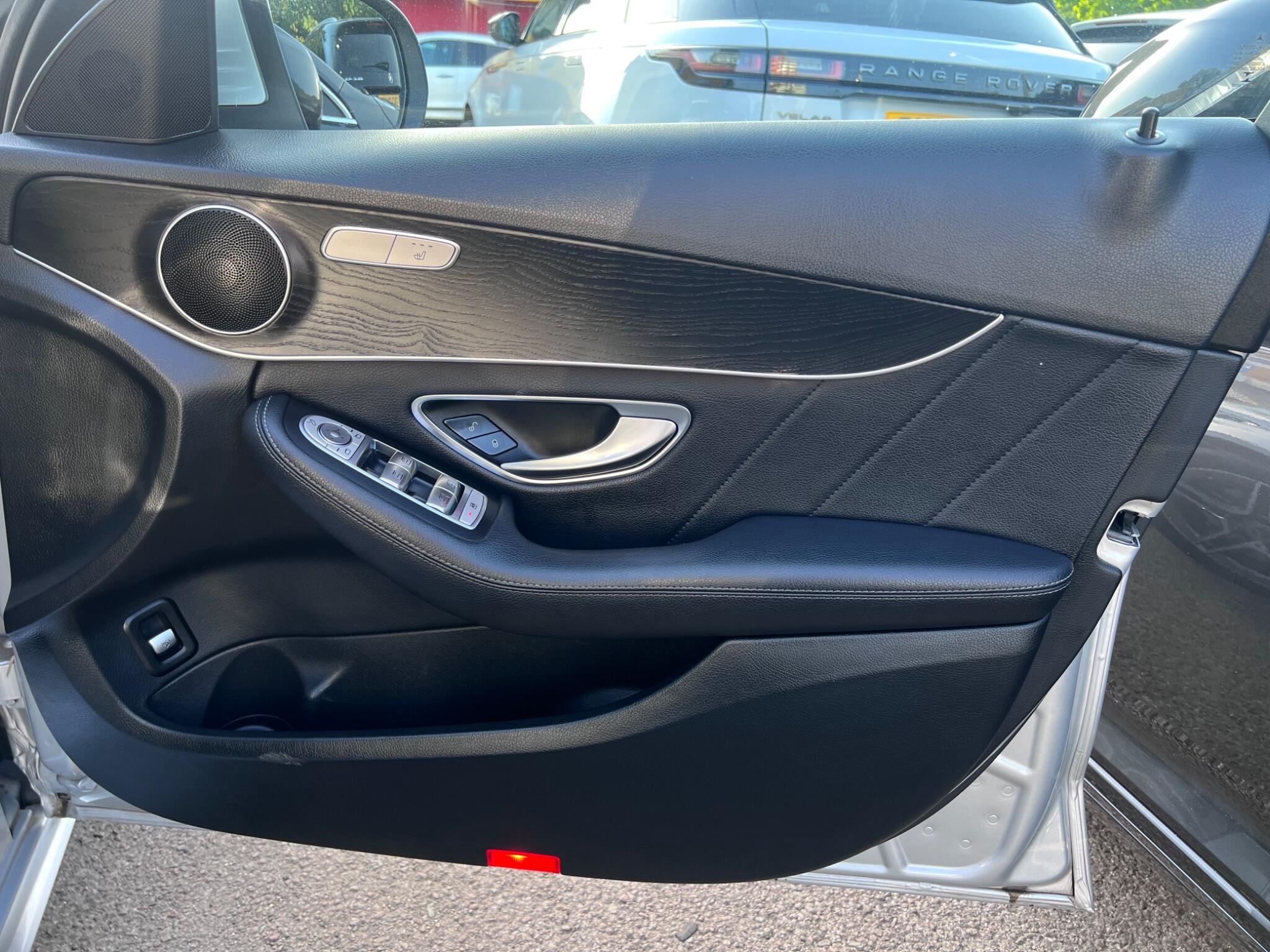 Mercedes-Benz C Class view 16