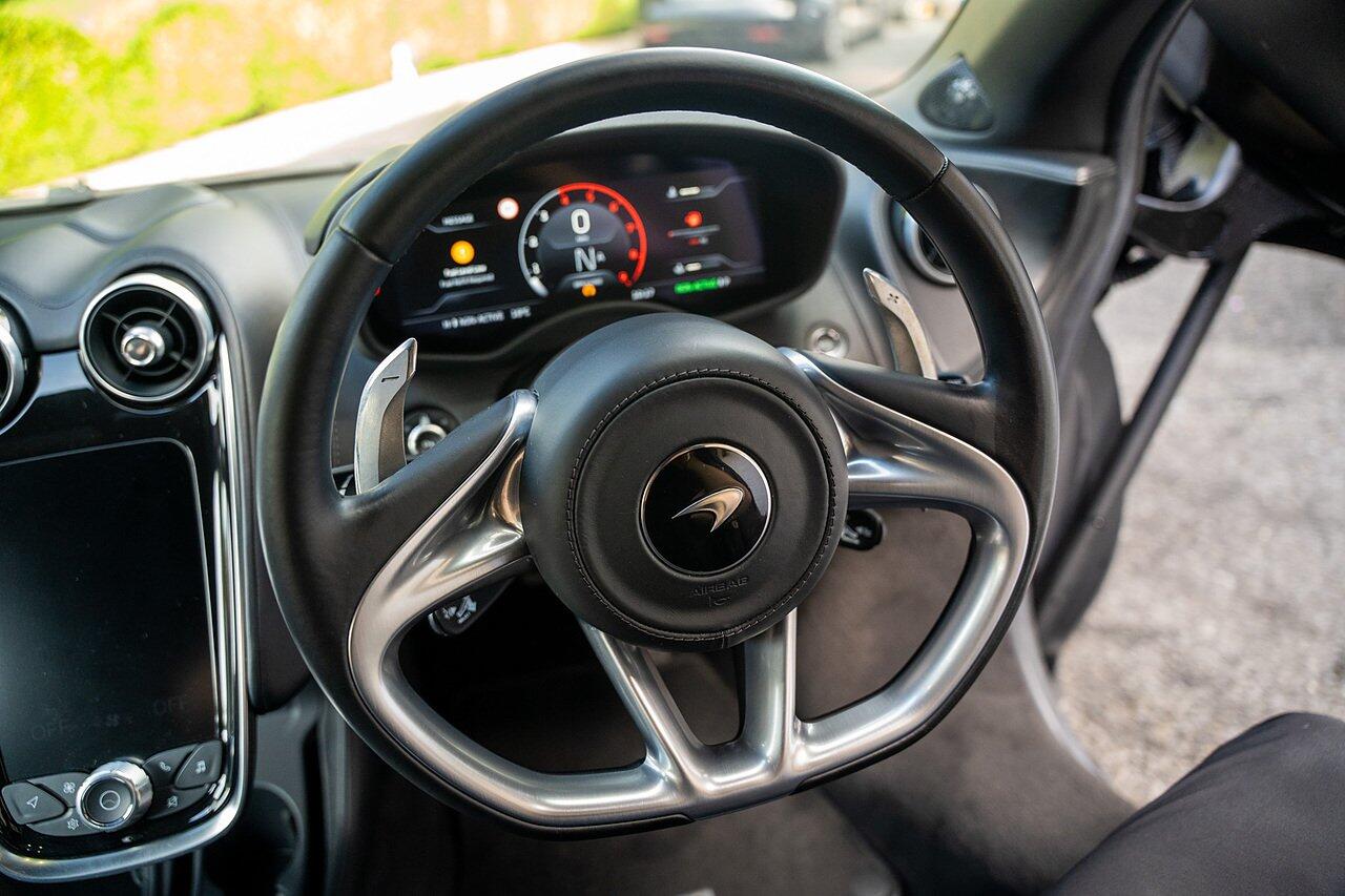 McLaren GT view 67