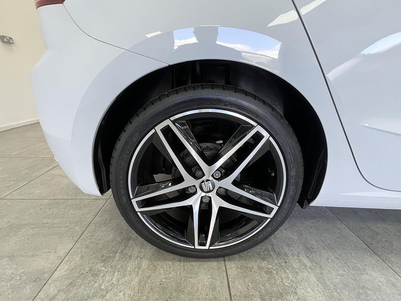 SEAT Ibiza view 22