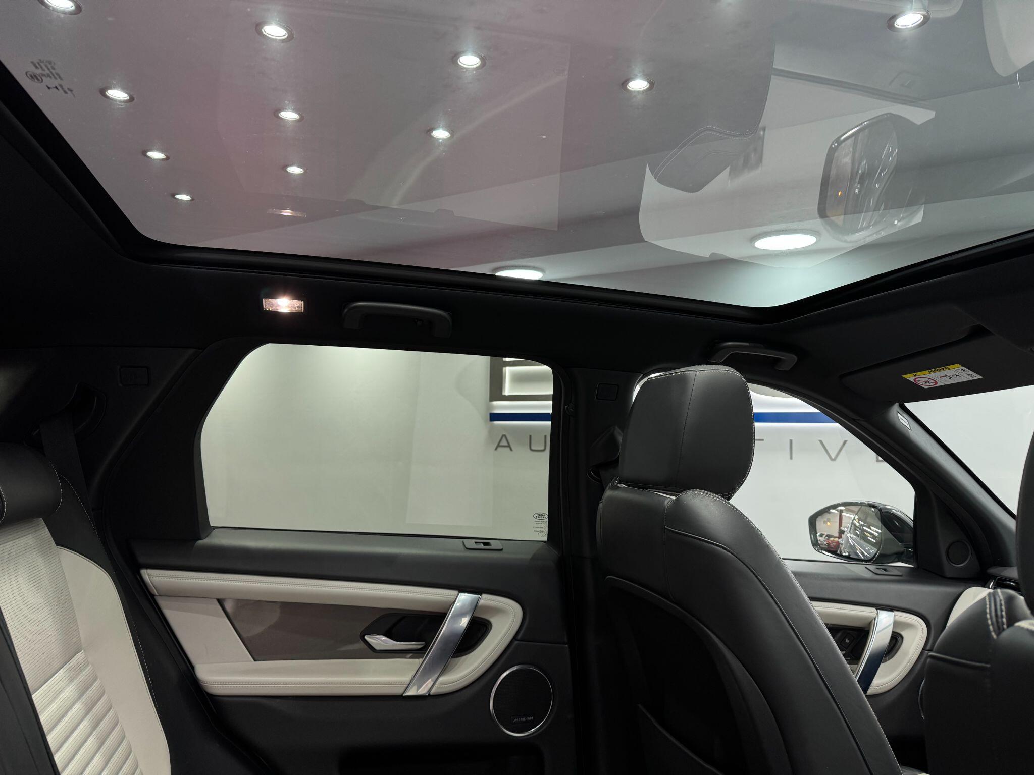 Land Rover Discovery Sport view 52