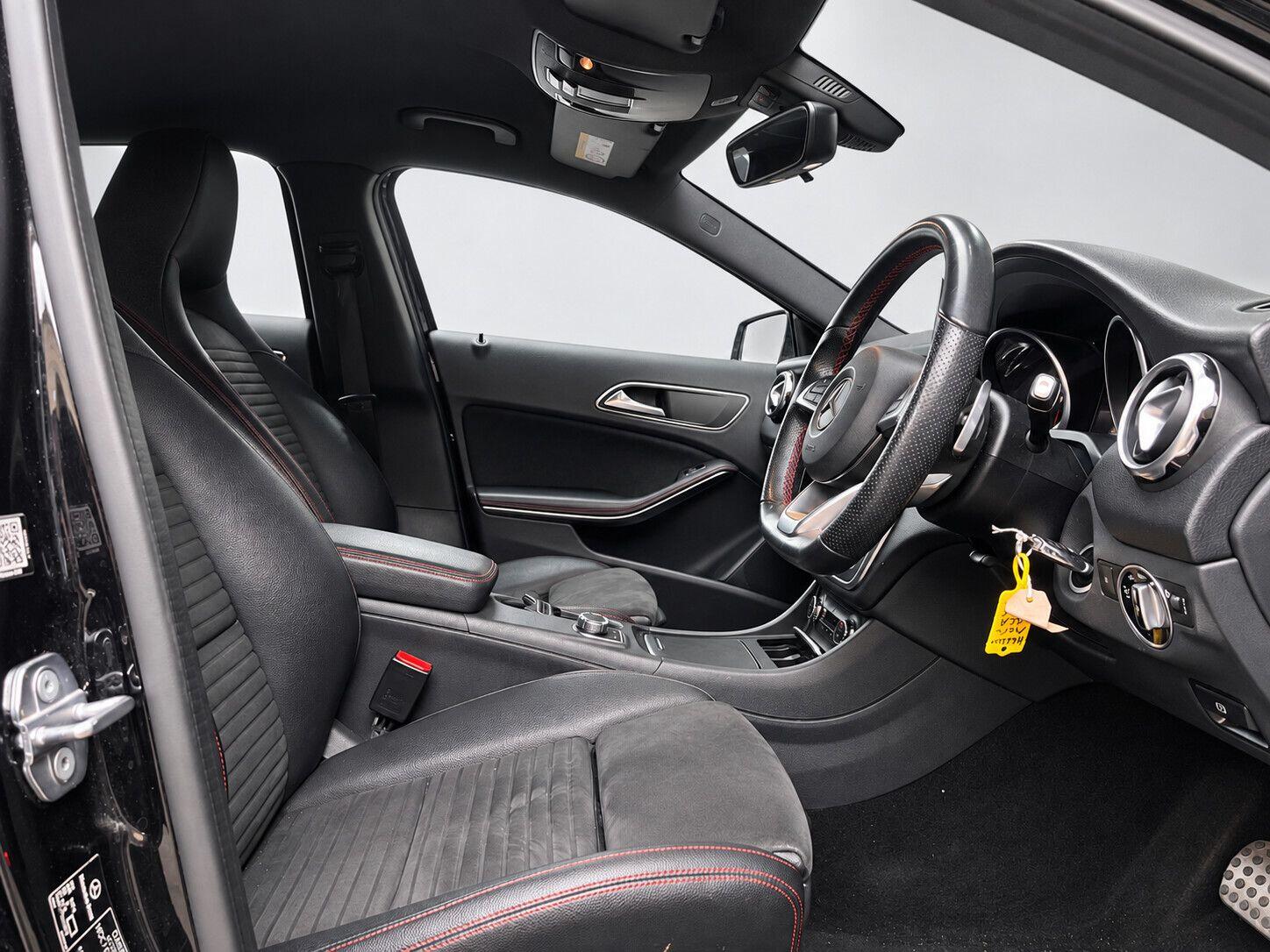 Mercedes-Benz Gla view 17