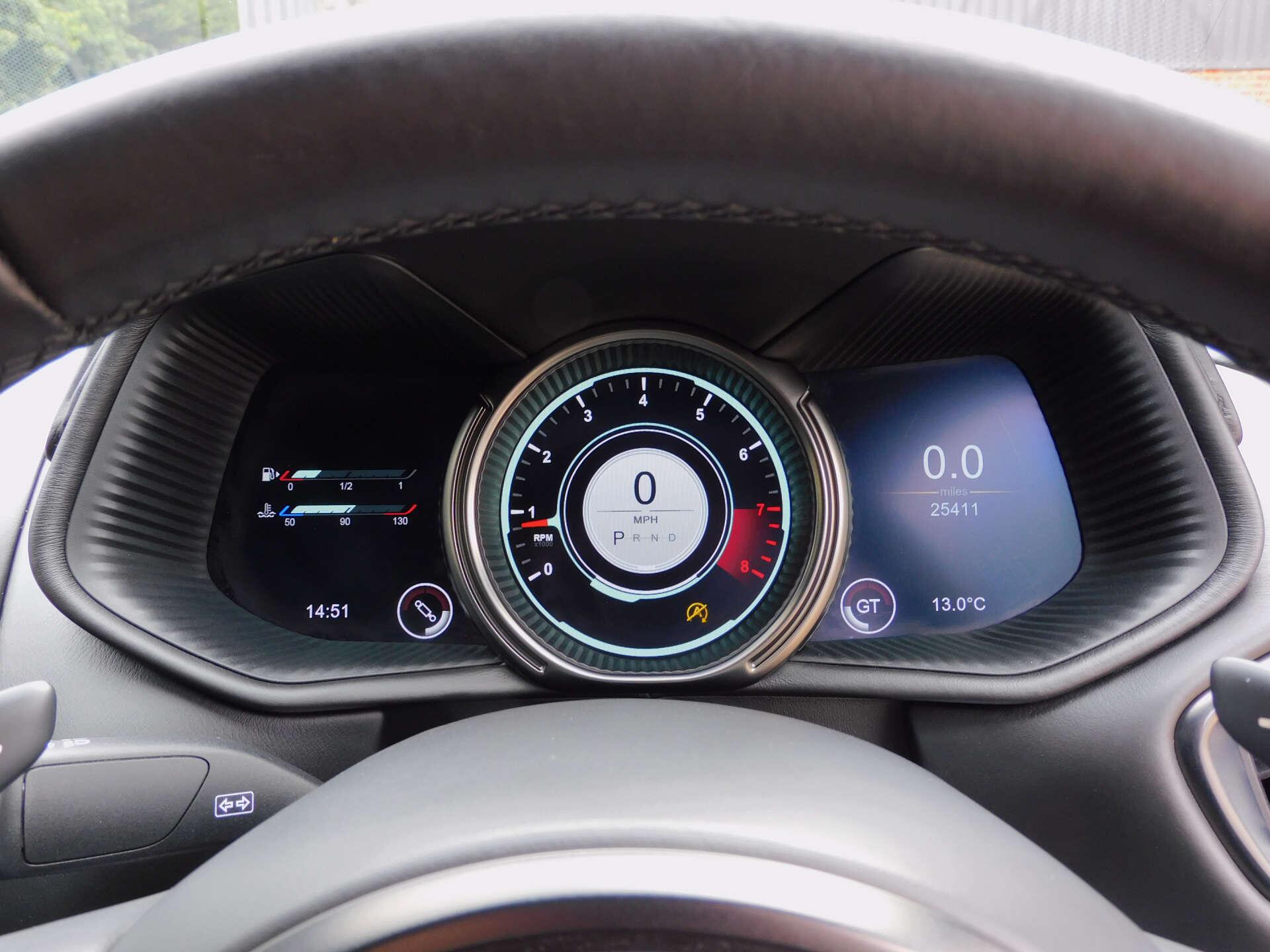 Aston Martin DB11 view 48